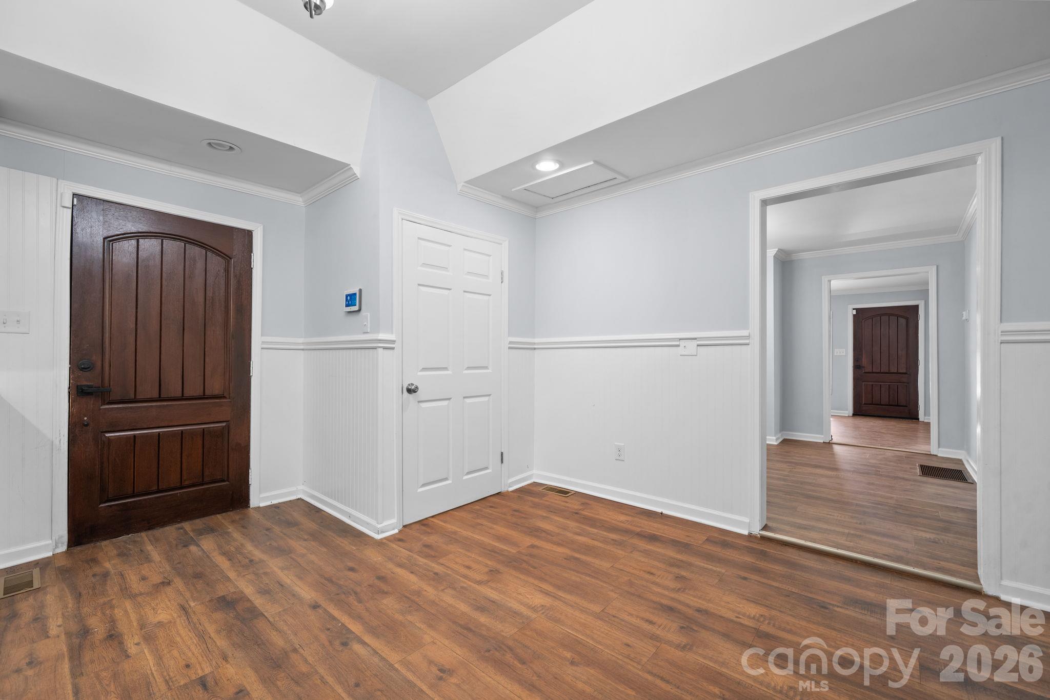 Single Family Residence at 1240 Piedmont Drive, Lenoir, photo 11 of 26
