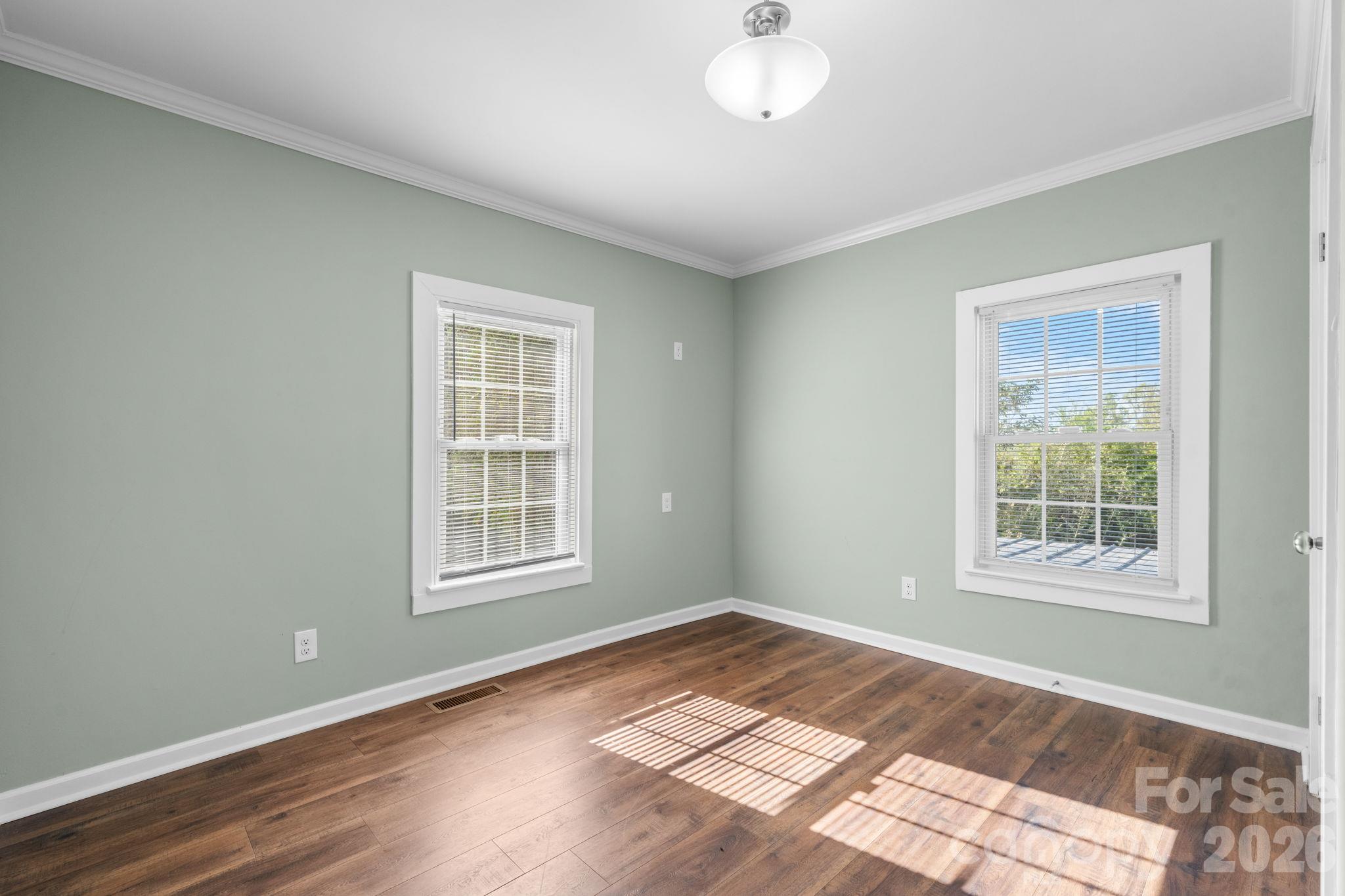 Single Family Residence at 1240 Piedmont Drive, Lenoir, photo 16 of 26