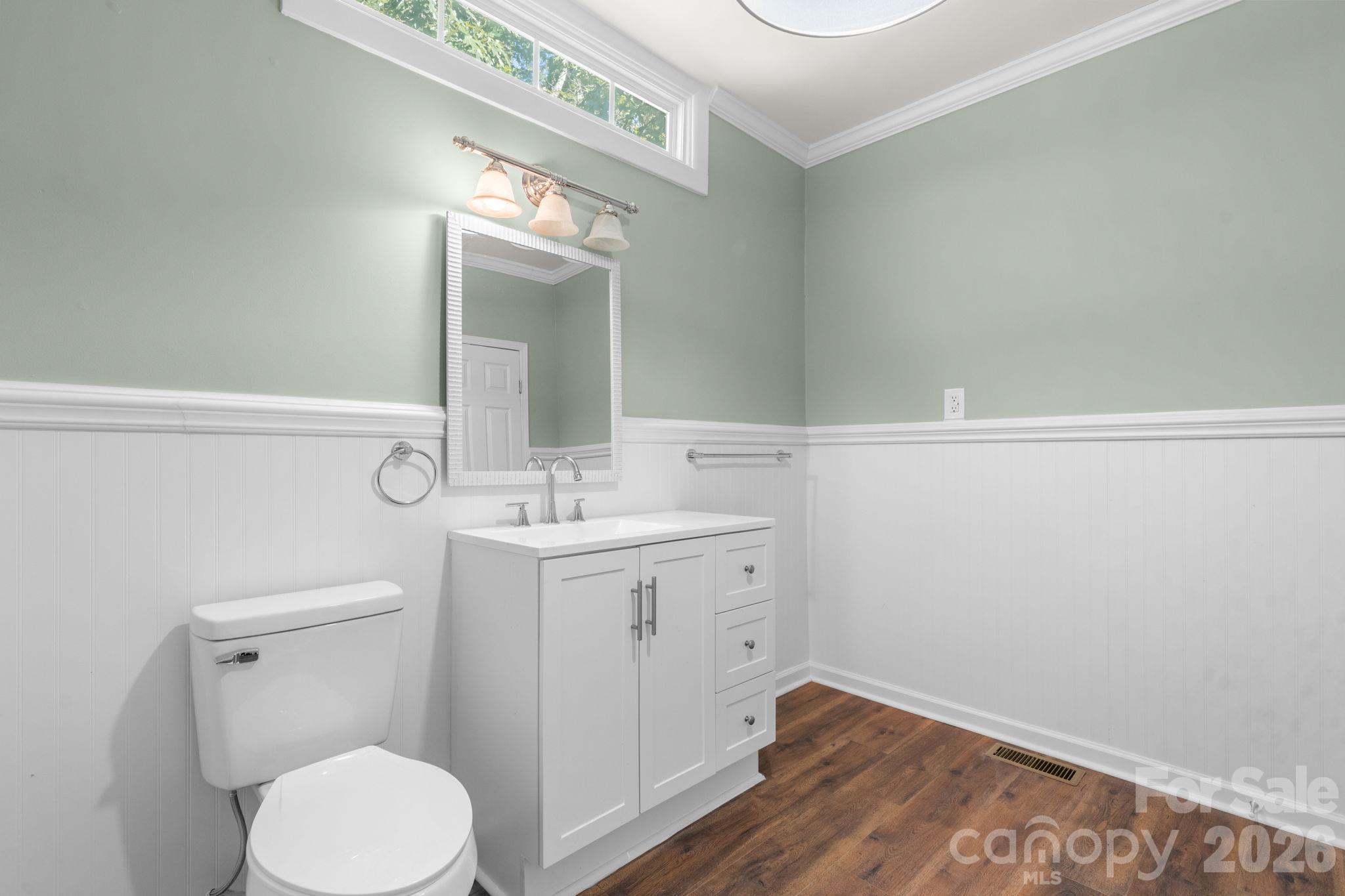 Single Family Residence at 1240 Piedmont Drive, Lenoir, photo 17 of 26