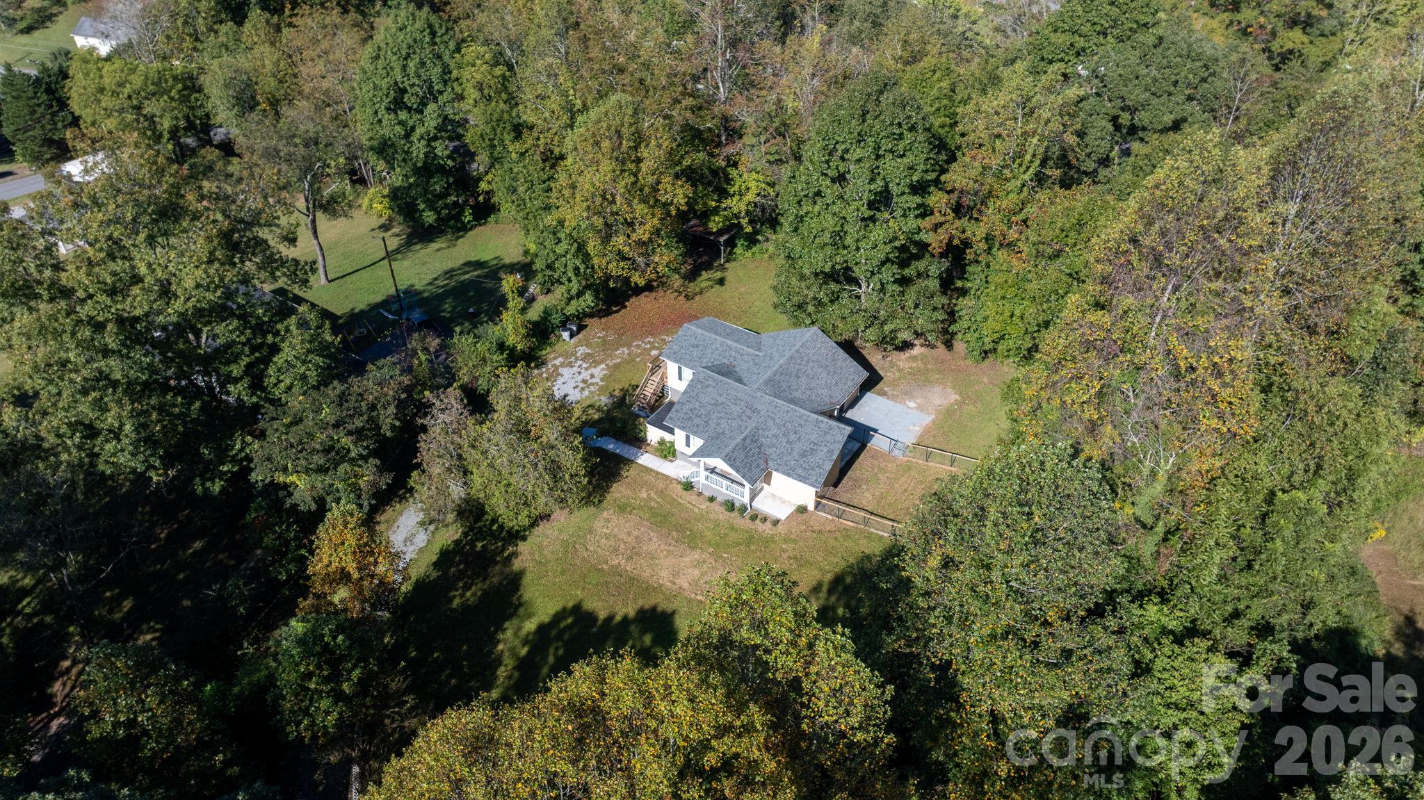 Single Family Residence at 1240 Piedmont Drive, Lenoir, photo 25 of 26
