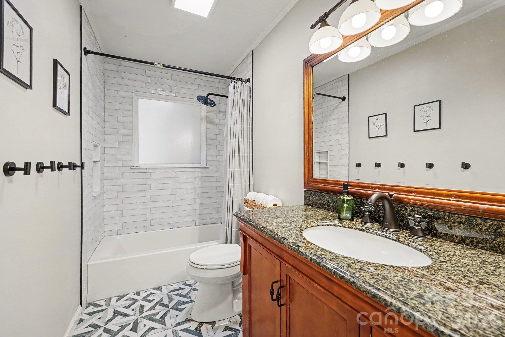 Guest upstairs bath - 607 Anderson Avenue, Salisbury