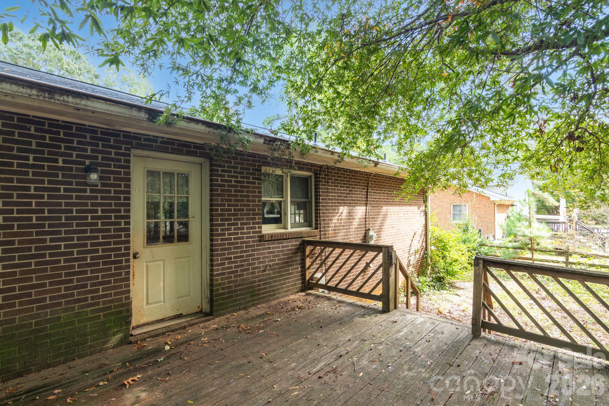 Single Family Residence at 220 Bradford Drive, Salisbury, photo 27 of 32