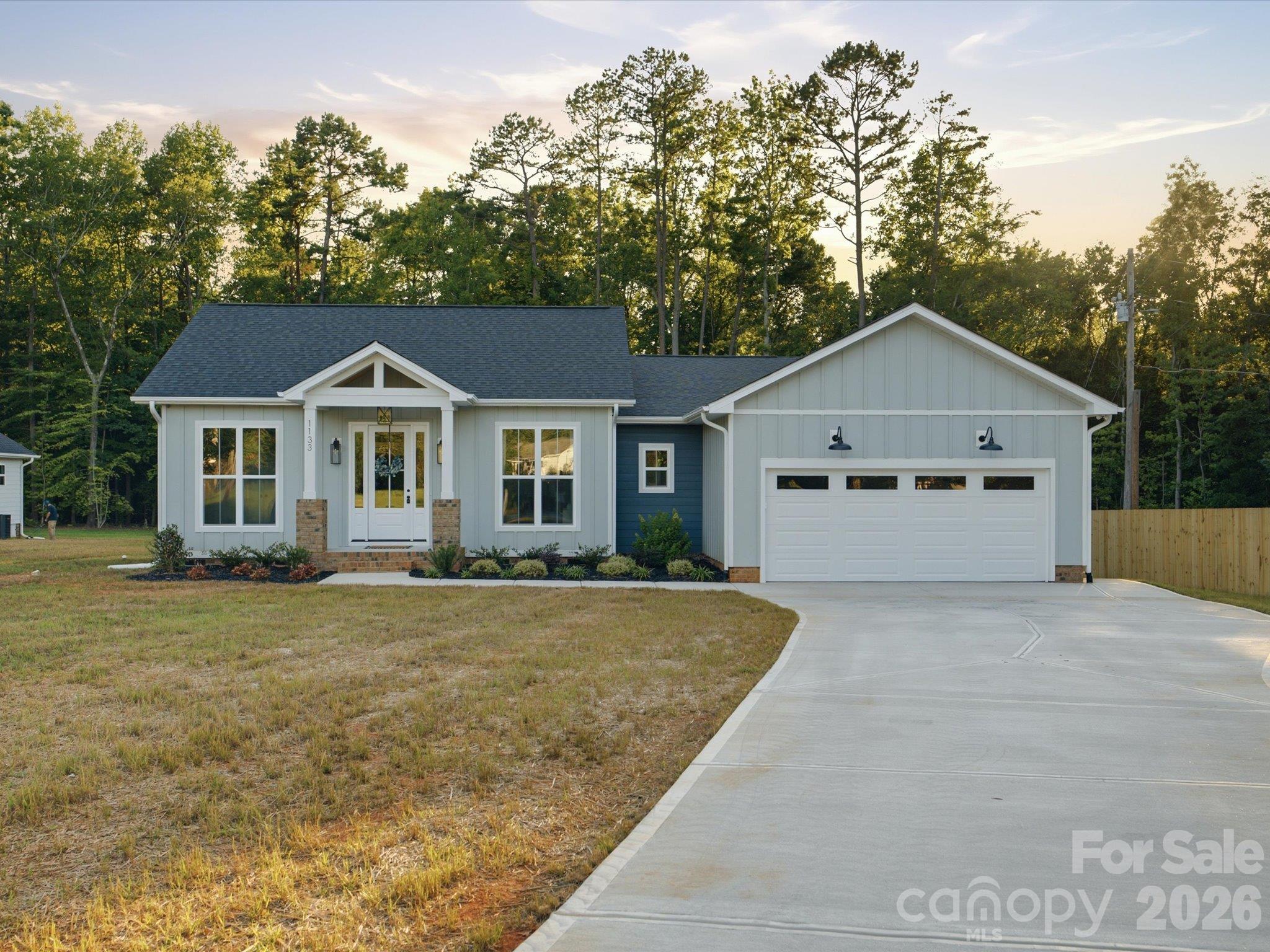 Single Family Residence at 1133 White Jenkins Road, Bessemer City, photo 4 of 44