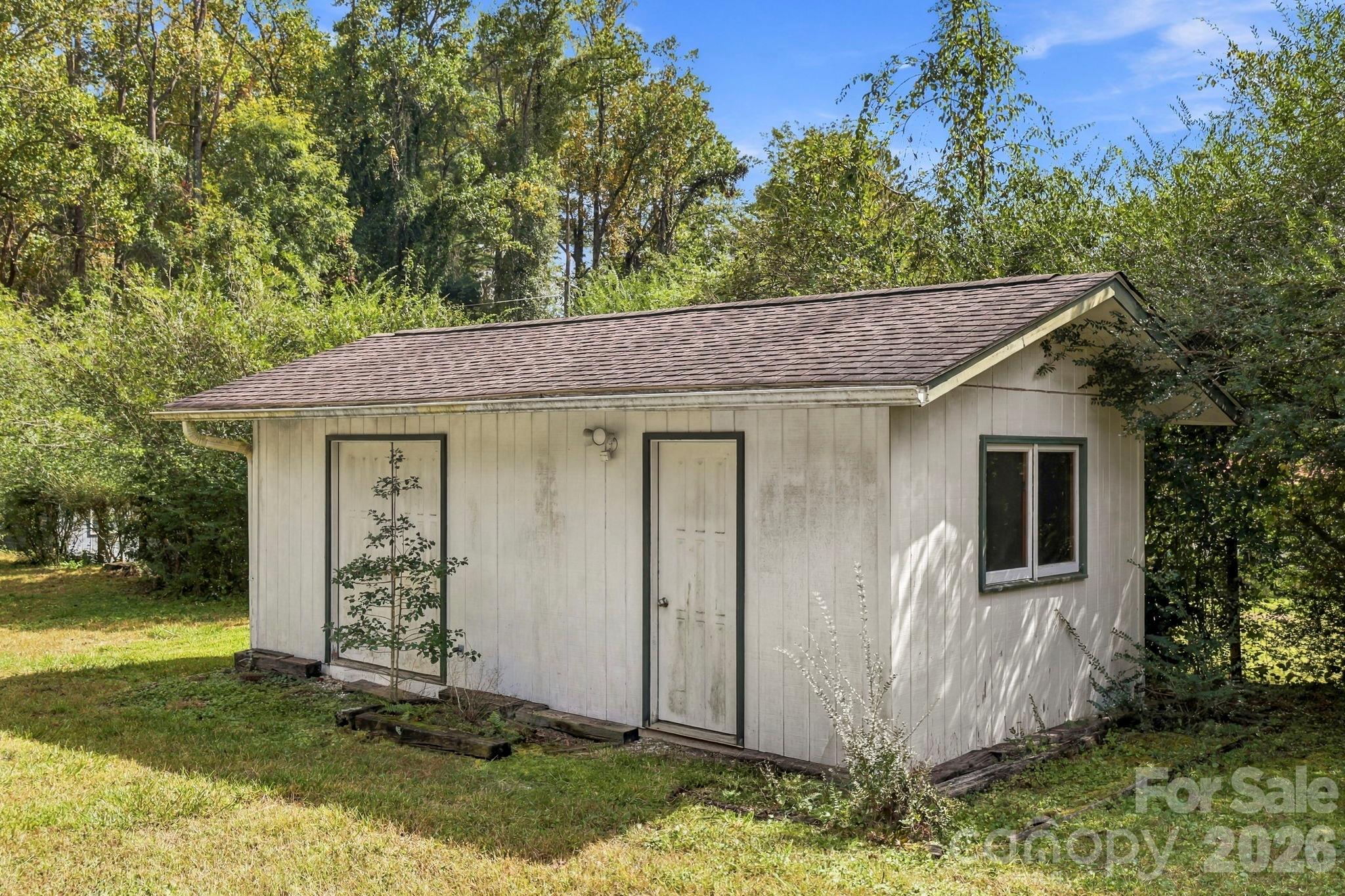 Storage Shed (with power) - 648 Crystal Drive - 648 Crystal Drive, Hendersonville