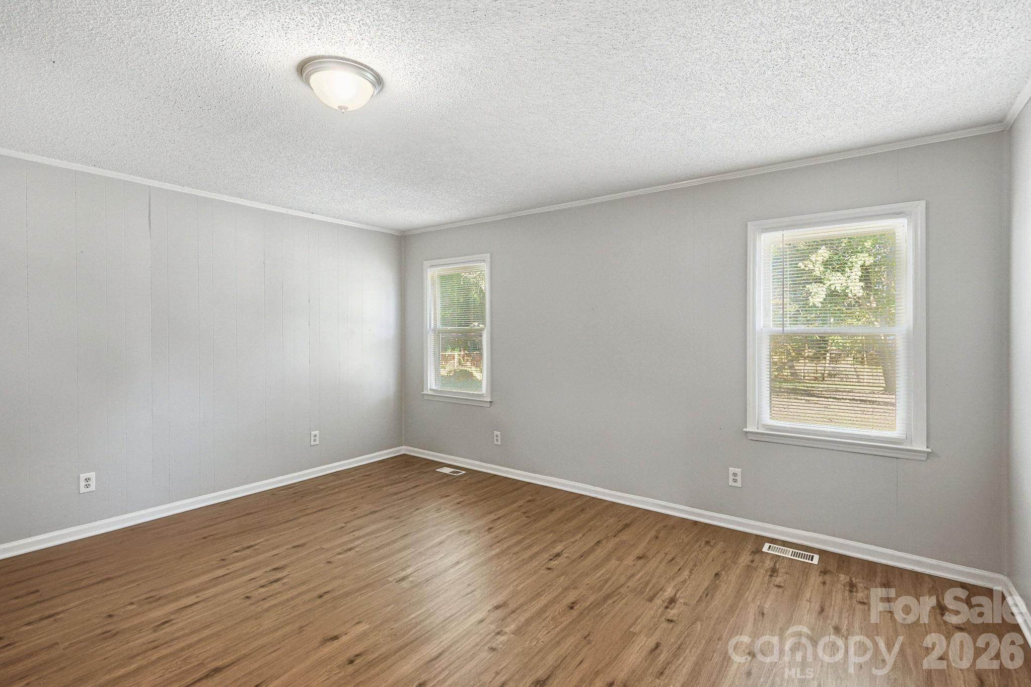 Single Family Residence at 1316 Mayberry Road, Dallas, photo 15 of 39