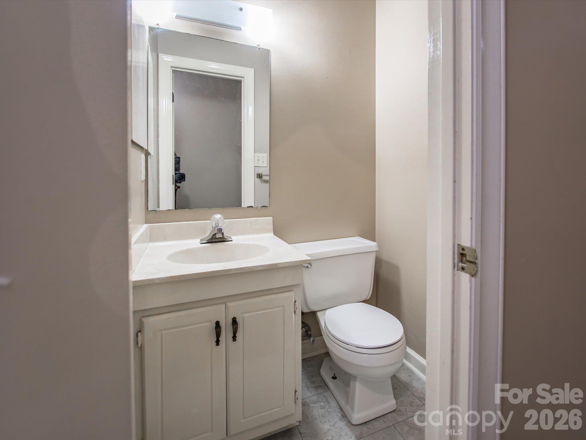 Townhouse at 2705 N Center Street, Hickory, photo 7 of 20