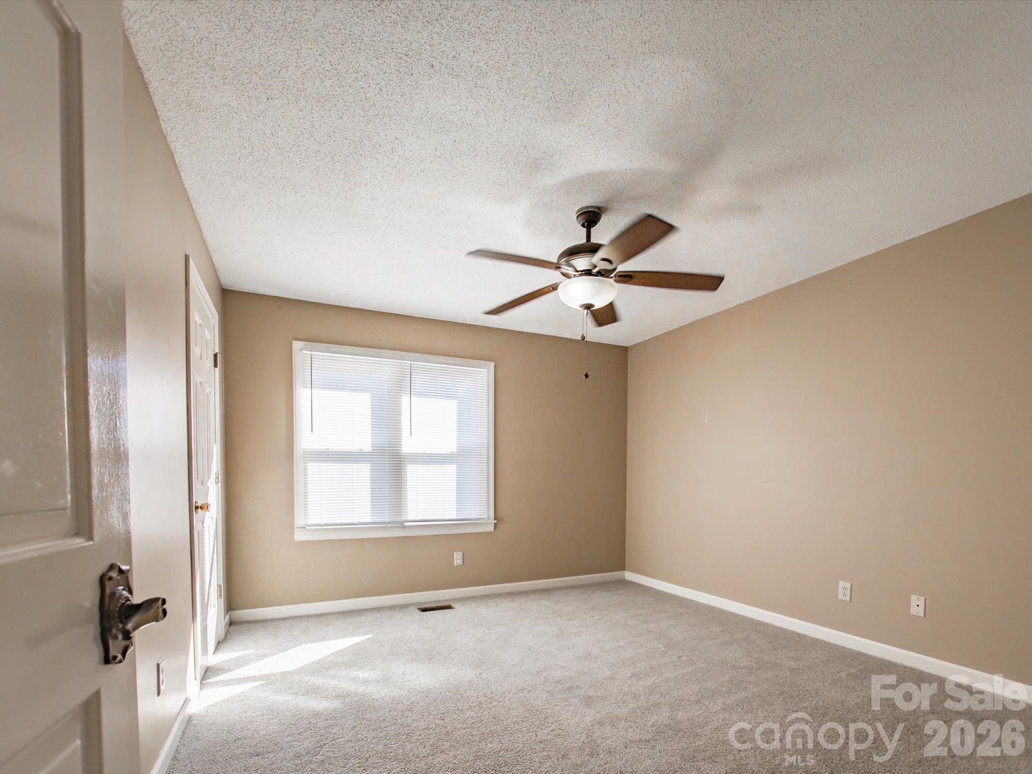 Townhouse at 2705 N Center Street, Hickory, photo 9 of 20