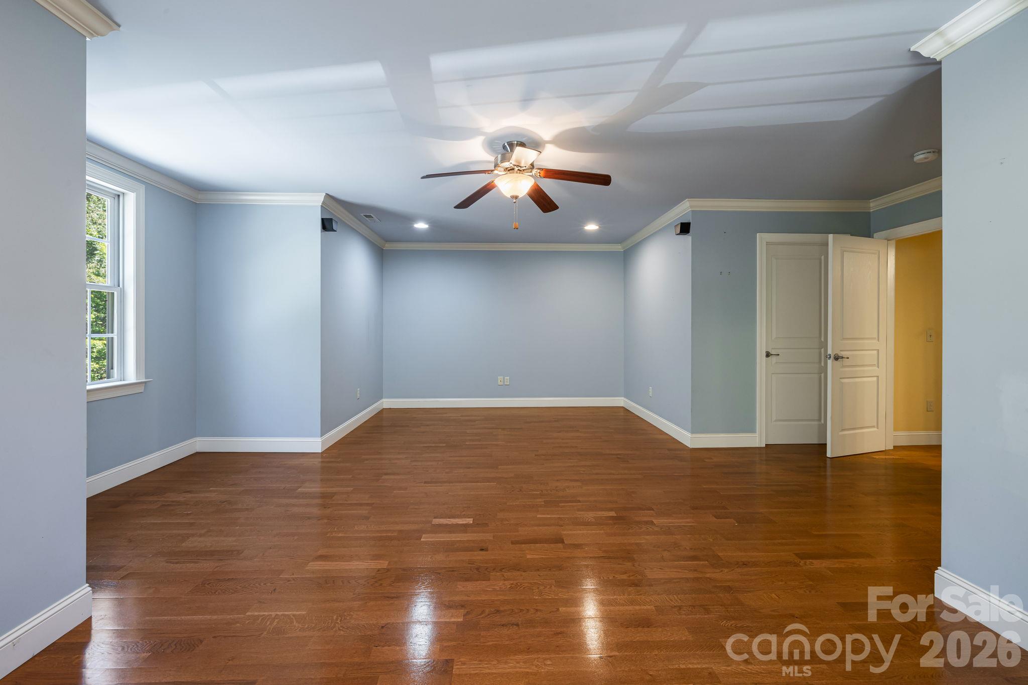 Condominium at 28 Trafalgar Circle, Asheville, photo 7 of 48