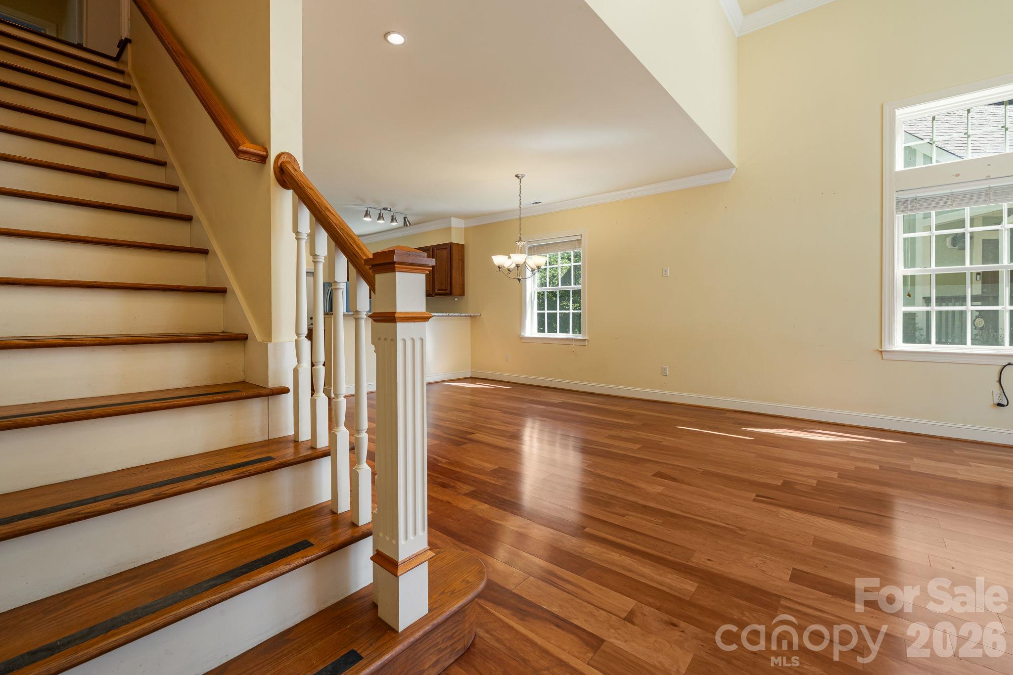 Condominium at 28 Trafalgar Circle, Asheville, photo 11 of 48