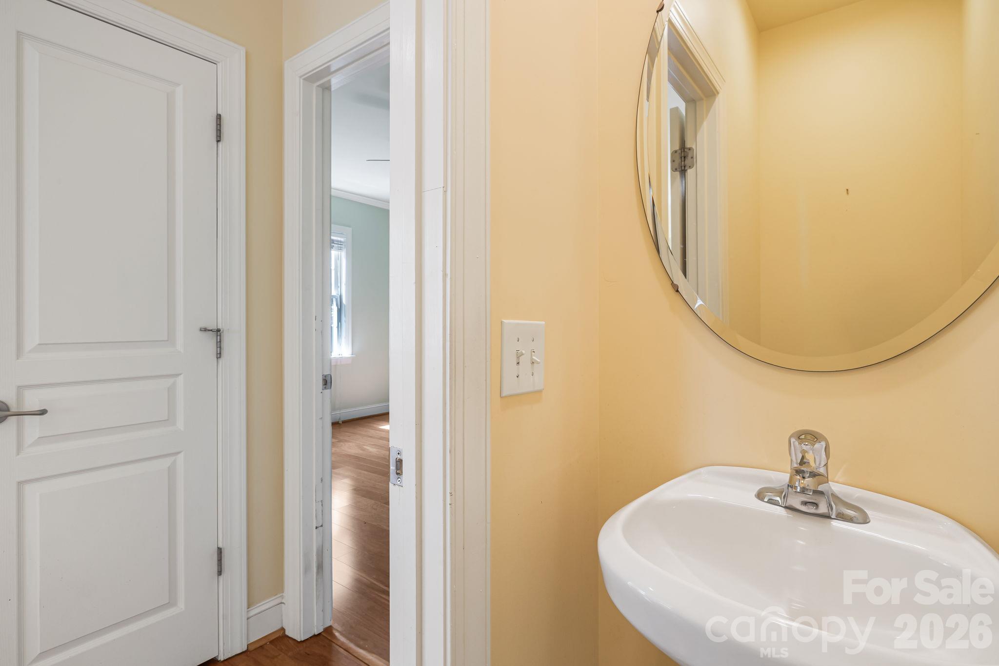 Condominium at 28 Trafalgar Circle, Asheville, photo 26 of 48