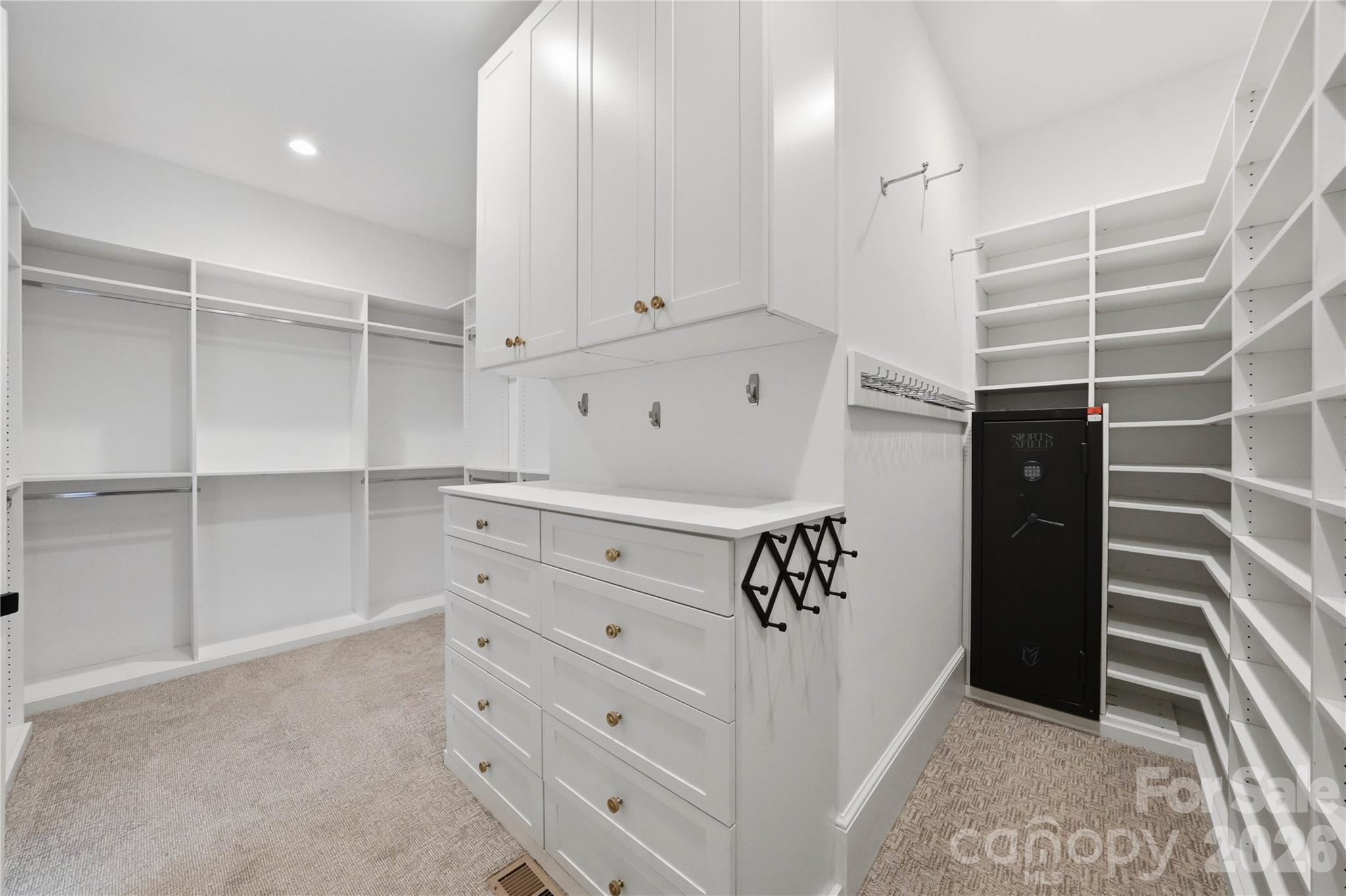 Single Family Residence at 10220 Sweetleaf Place, Charlotte, photo 16 of 35