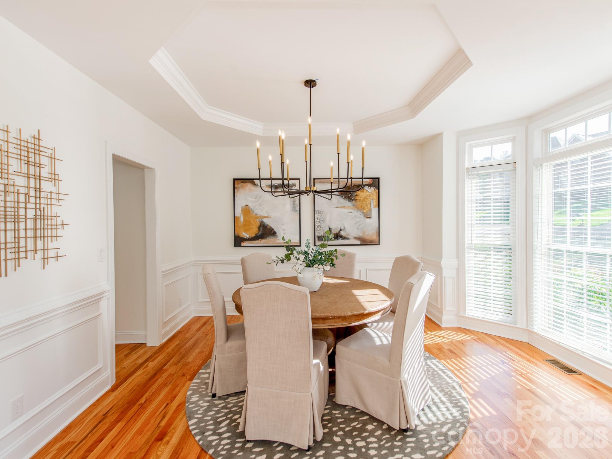 Single Family Residence at 2910 Providence View Lane, Charlotte, photo 8 of 44