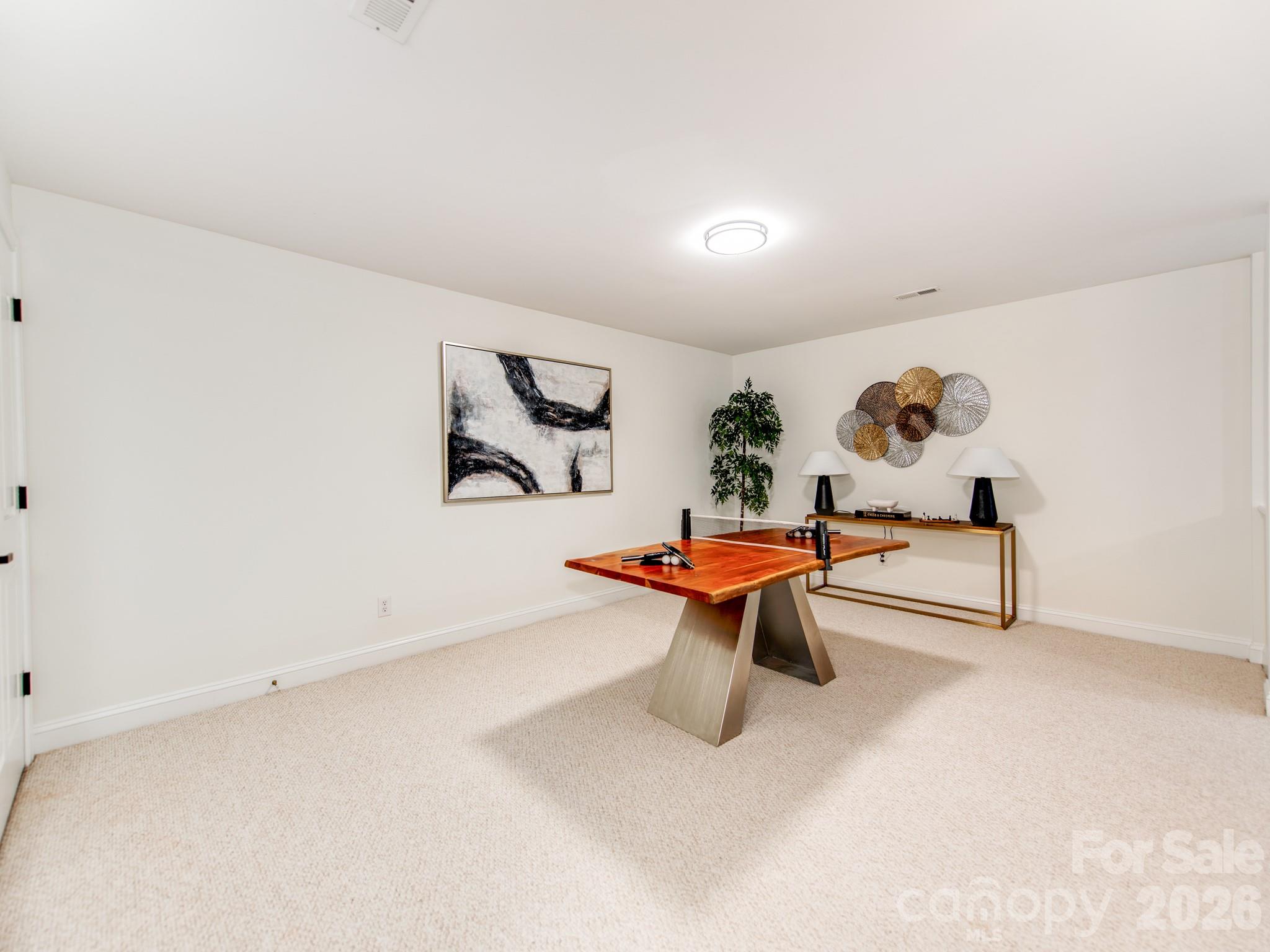 Single Family Residence at 2910 Providence View Lane, Charlotte, photo 41 of 44