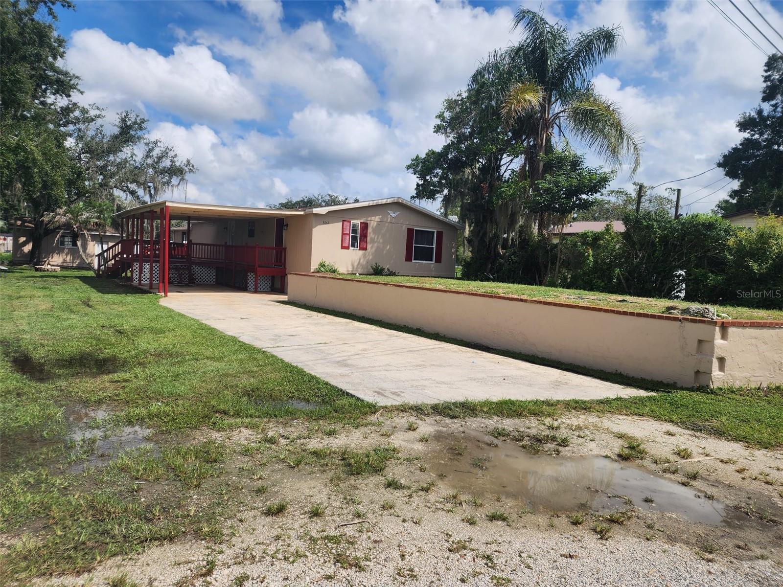 3042 PARK CIR