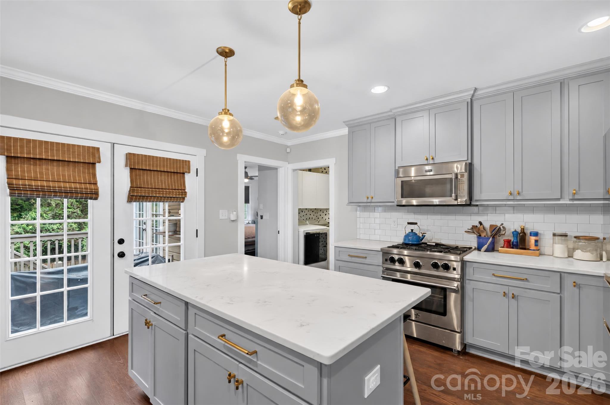 Single Family Residence at 1727 Merriman Avenue, Charlotte, photo 5 of 33
