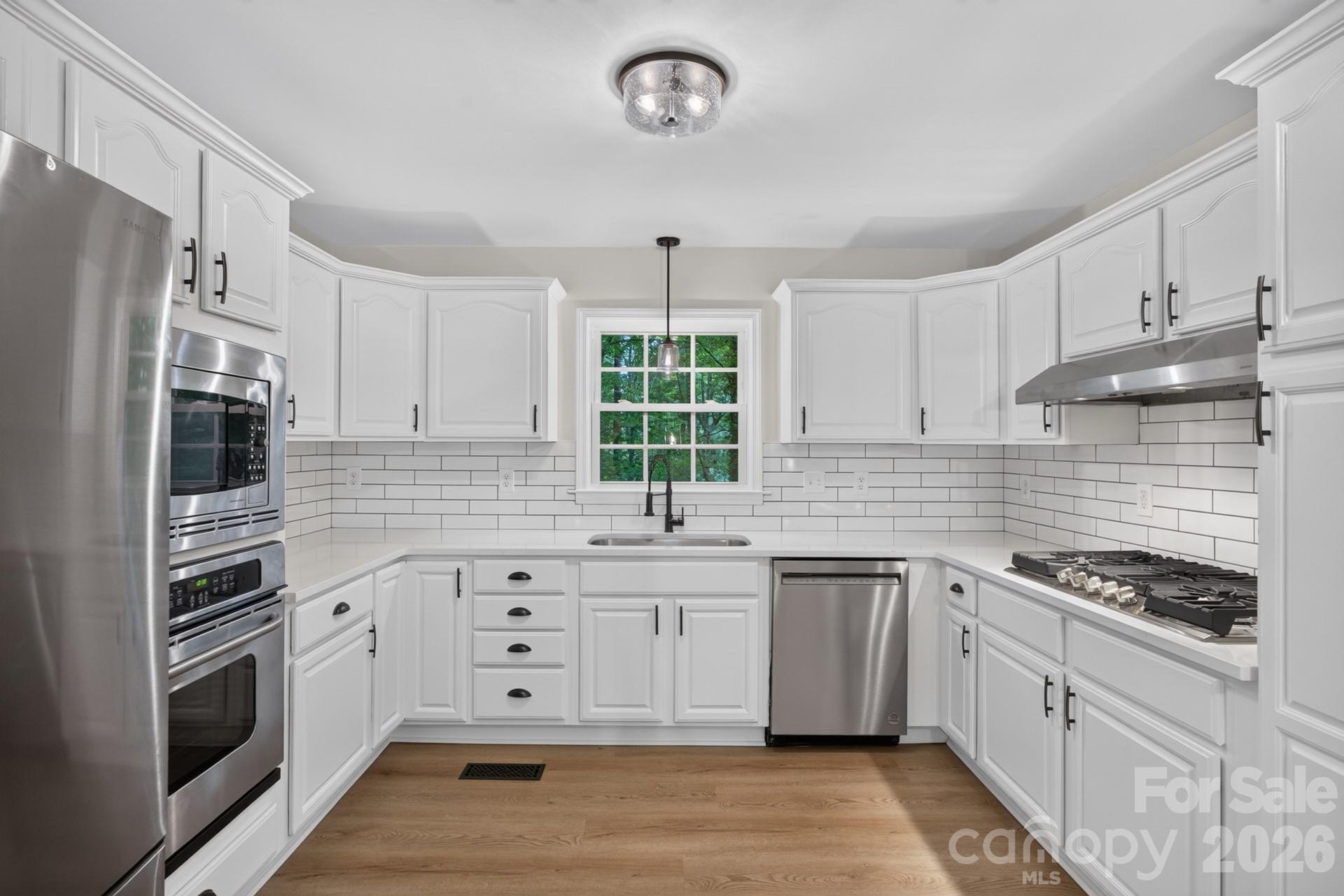 Kitchen - 5550 Overlook Circle, Winston Salem