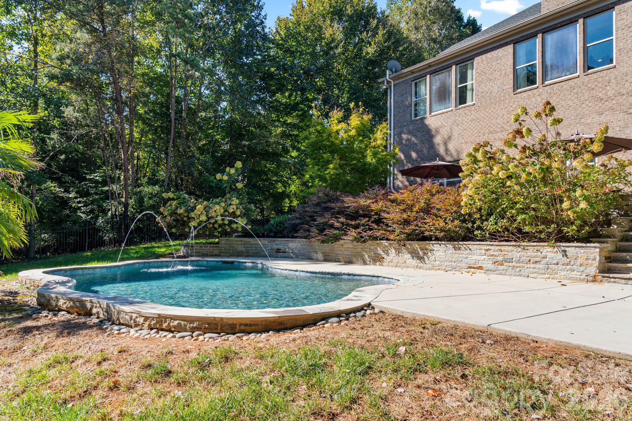 Salt Water Pool - 287 Walking Horse Trail, Davidson