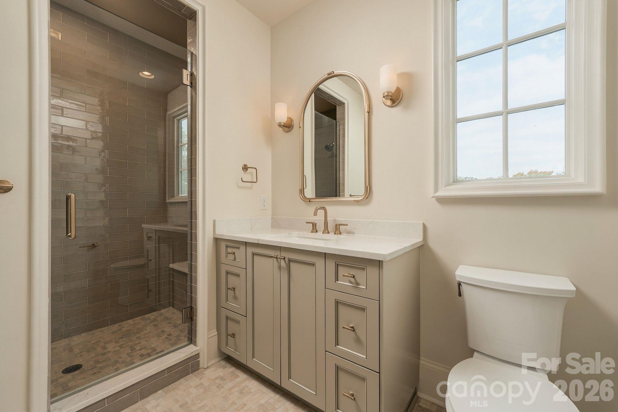 Single Family Residence at 122 Lansdowne Road, Charlotte, photo 34 of 45