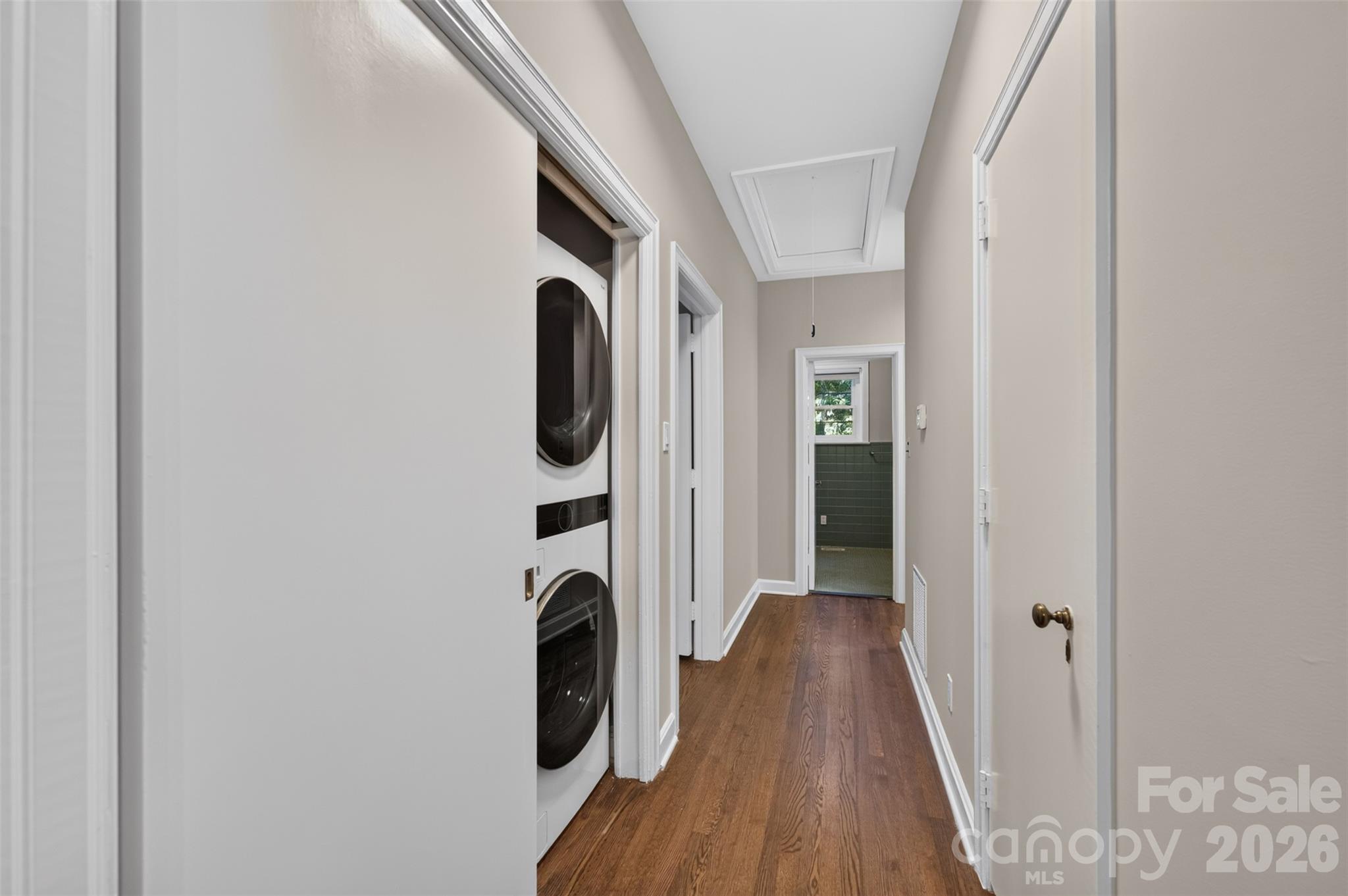 Single Family Residence at 356 7th Avenue NE, Hickory, photo 16 of 35