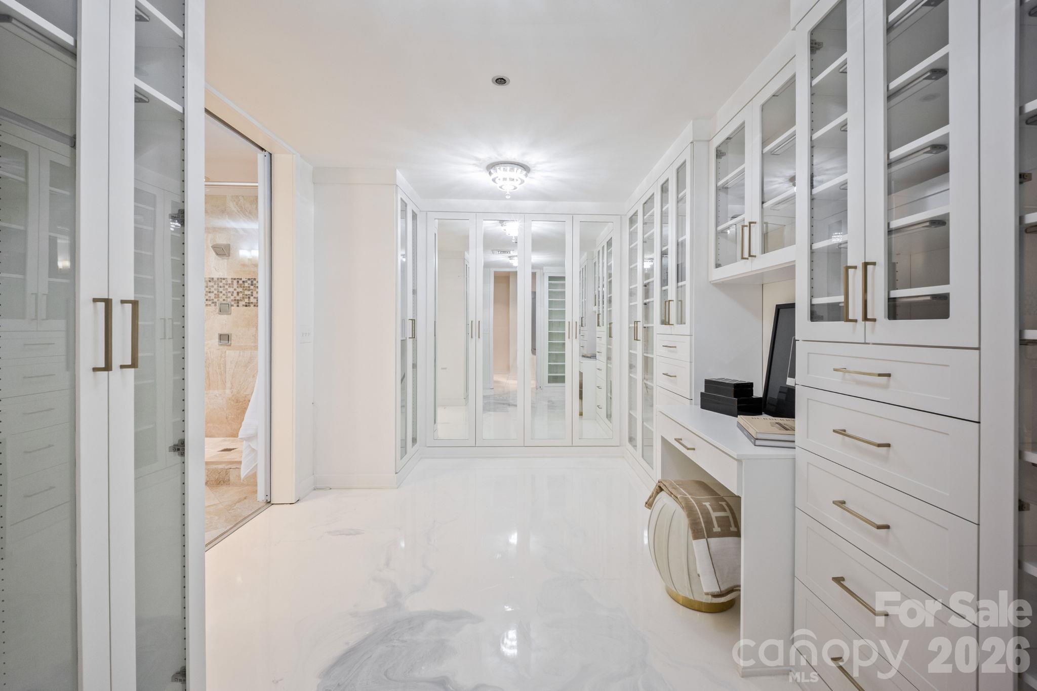 Condominium at 139 Tryon Street, Charlotte, photo 15 of 41