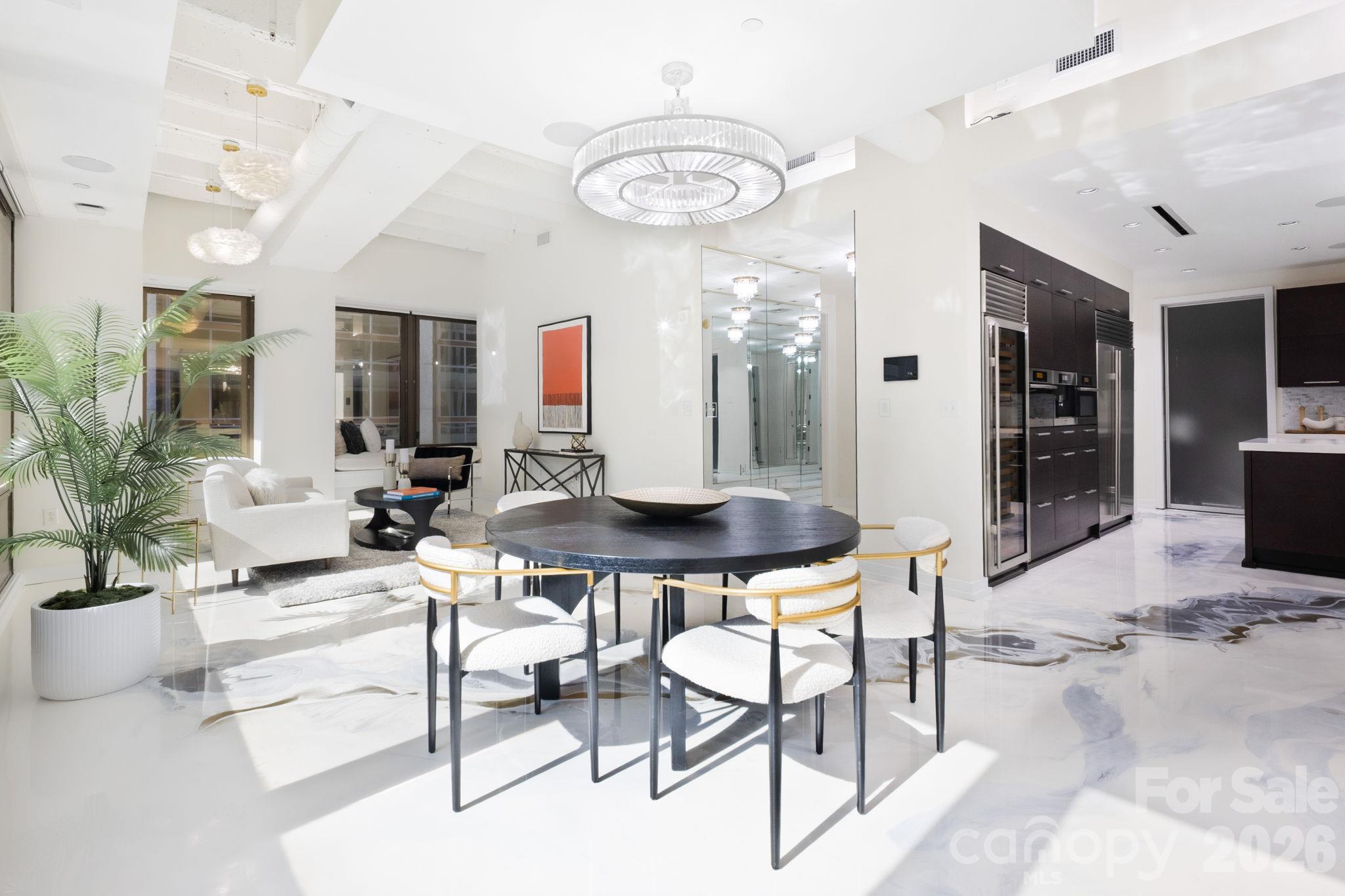 Condominium at 139 Tryon Street, Charlotte, photo 28 of 41