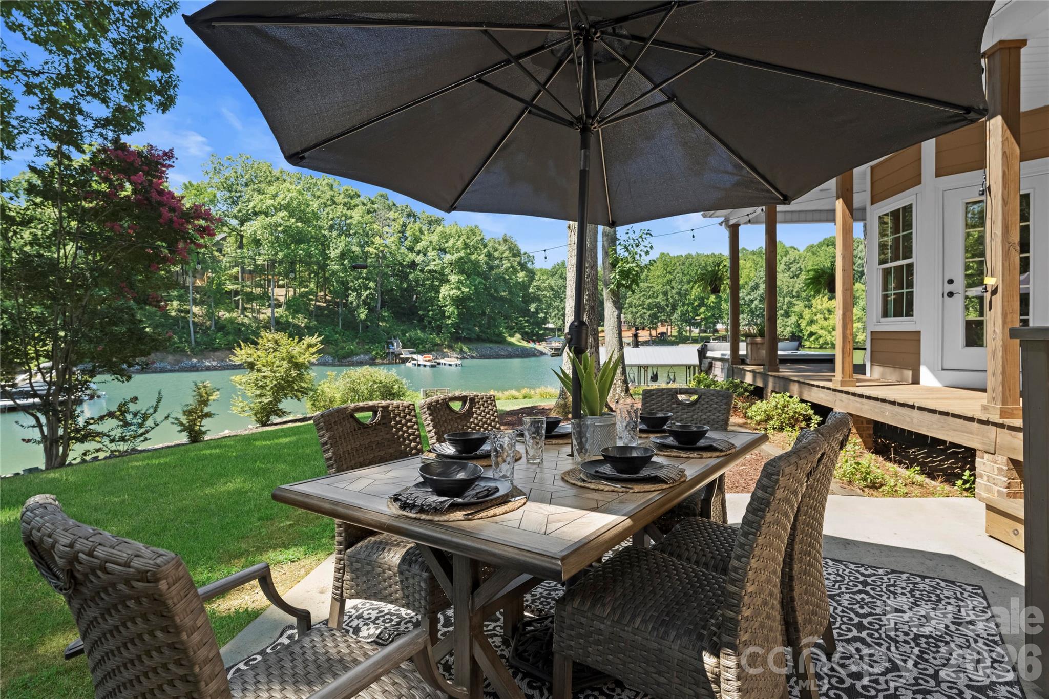 Single Family Residence at 114 Kilkee Lane, Mooresville, photo 13 of 36