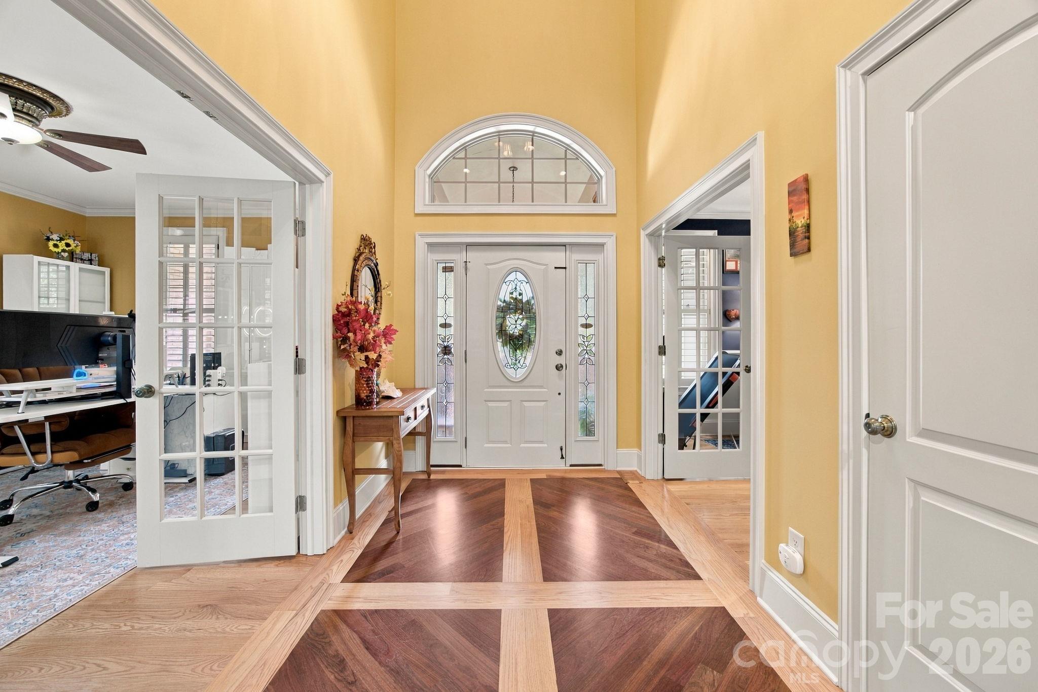 Single Family Residence at 6026 Stonepath Lane, Waxhaw, photo 3 of 48