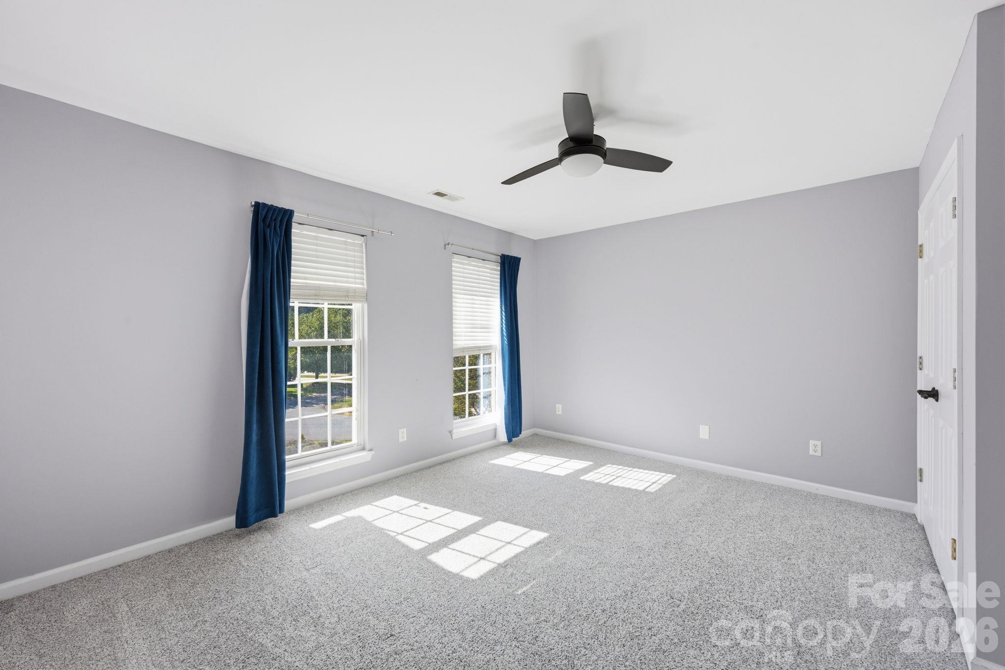 Single Family Residence at 15737 Agincourt Drive, Huntersville, photo 22 of 48