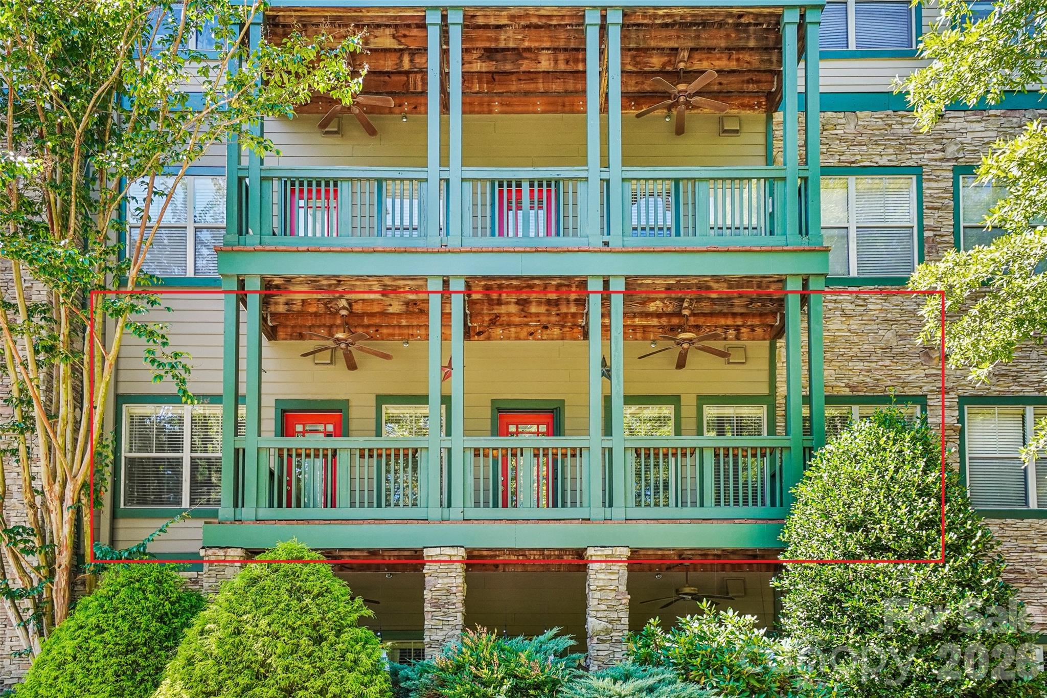 2nd floor covered balcony - 9 Kenilworth Knolls, Asheville