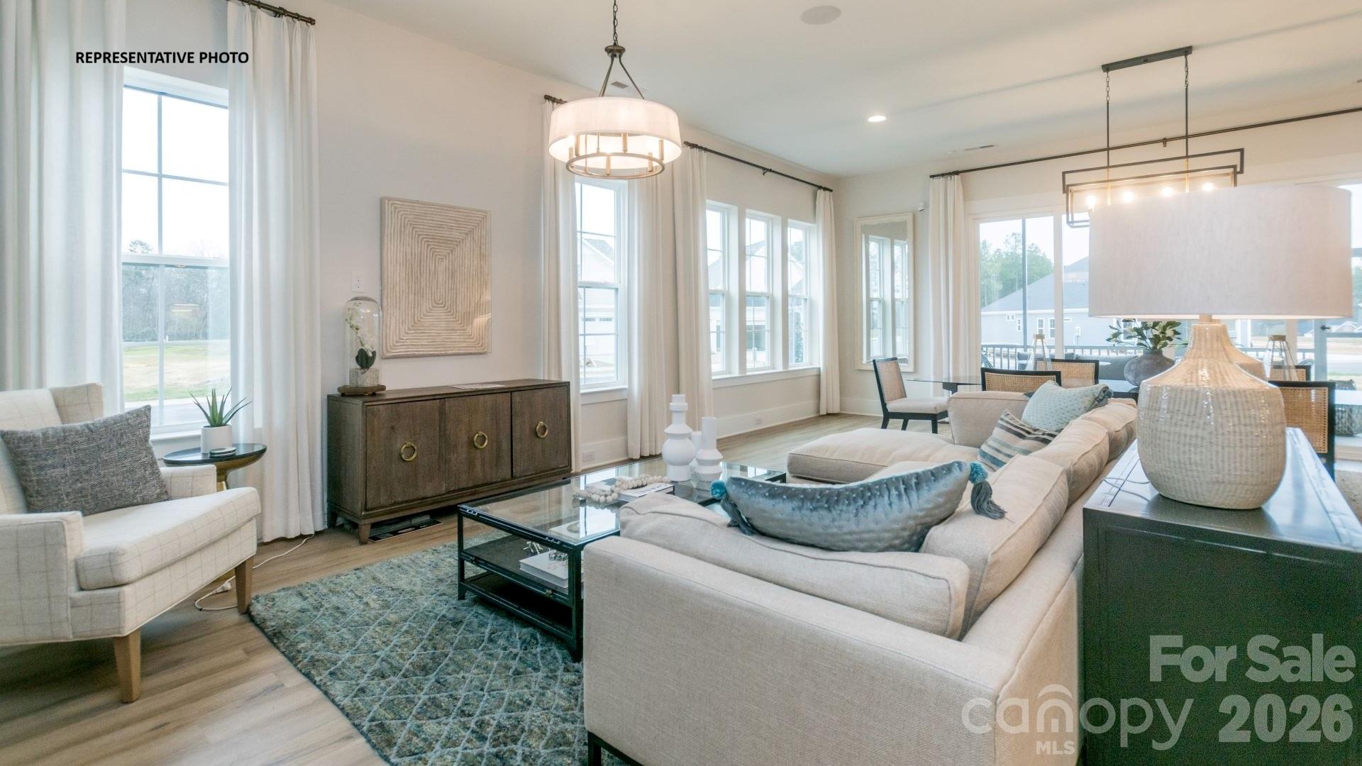 Single Family Residence at 2329 Tulip Blossom Lane, Fort Mill, photo 3 of 18
