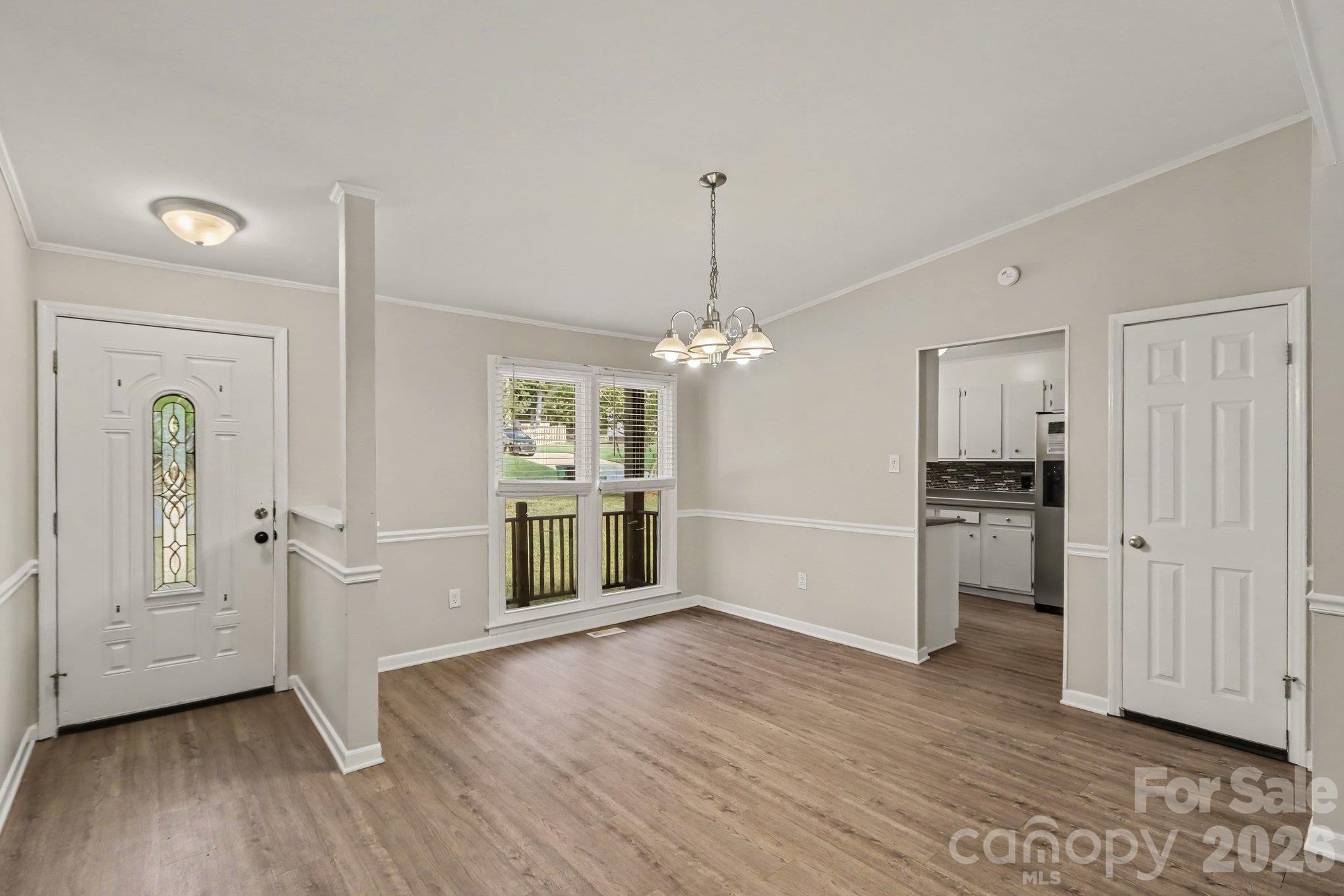 Single Family Residence at 8204 Strawberry Point Drive, Charlotte, photo 2 of 18