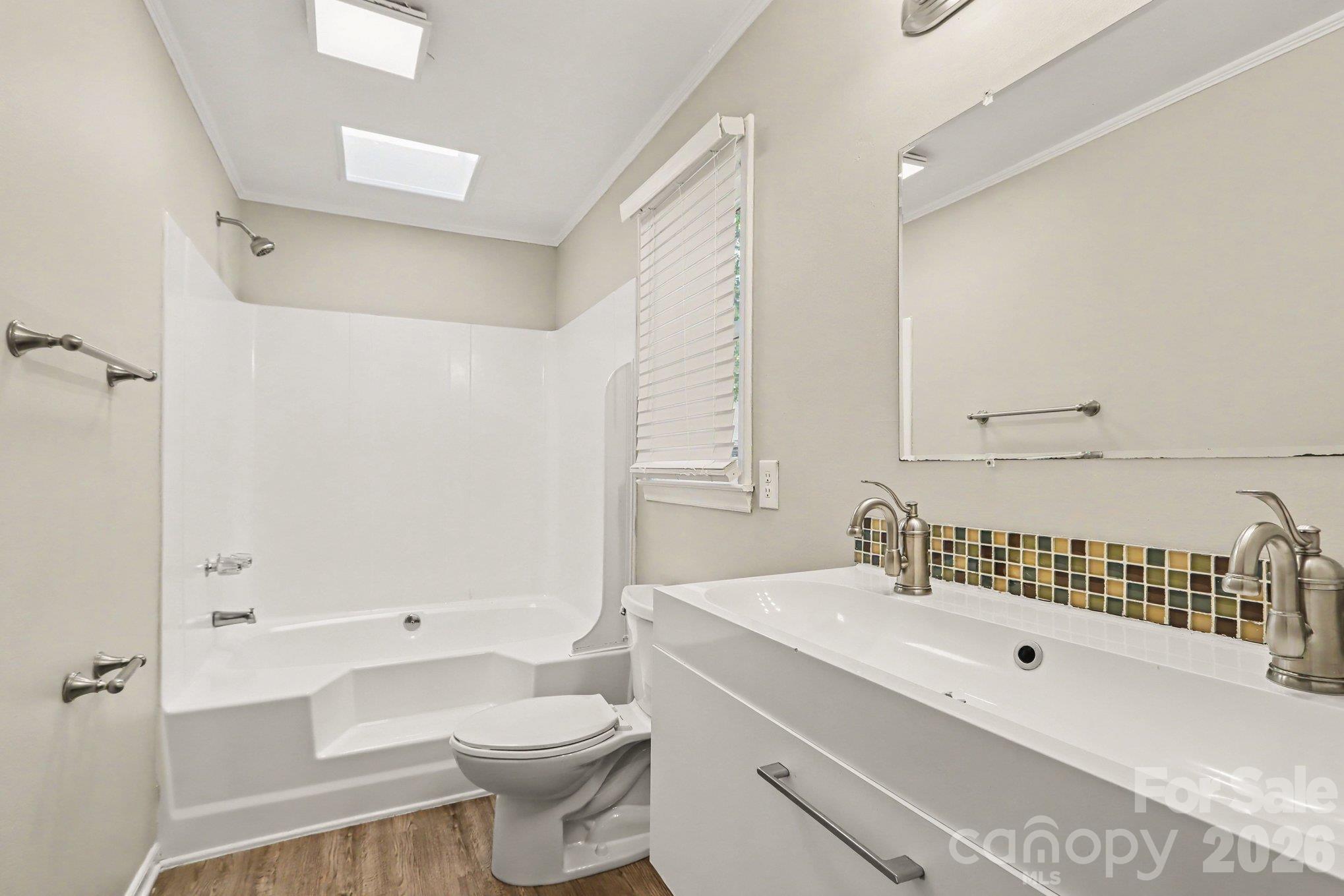 Single Family Residence at 8204 Strawberry Point Drive, Charlotte, photo 17 of 18
