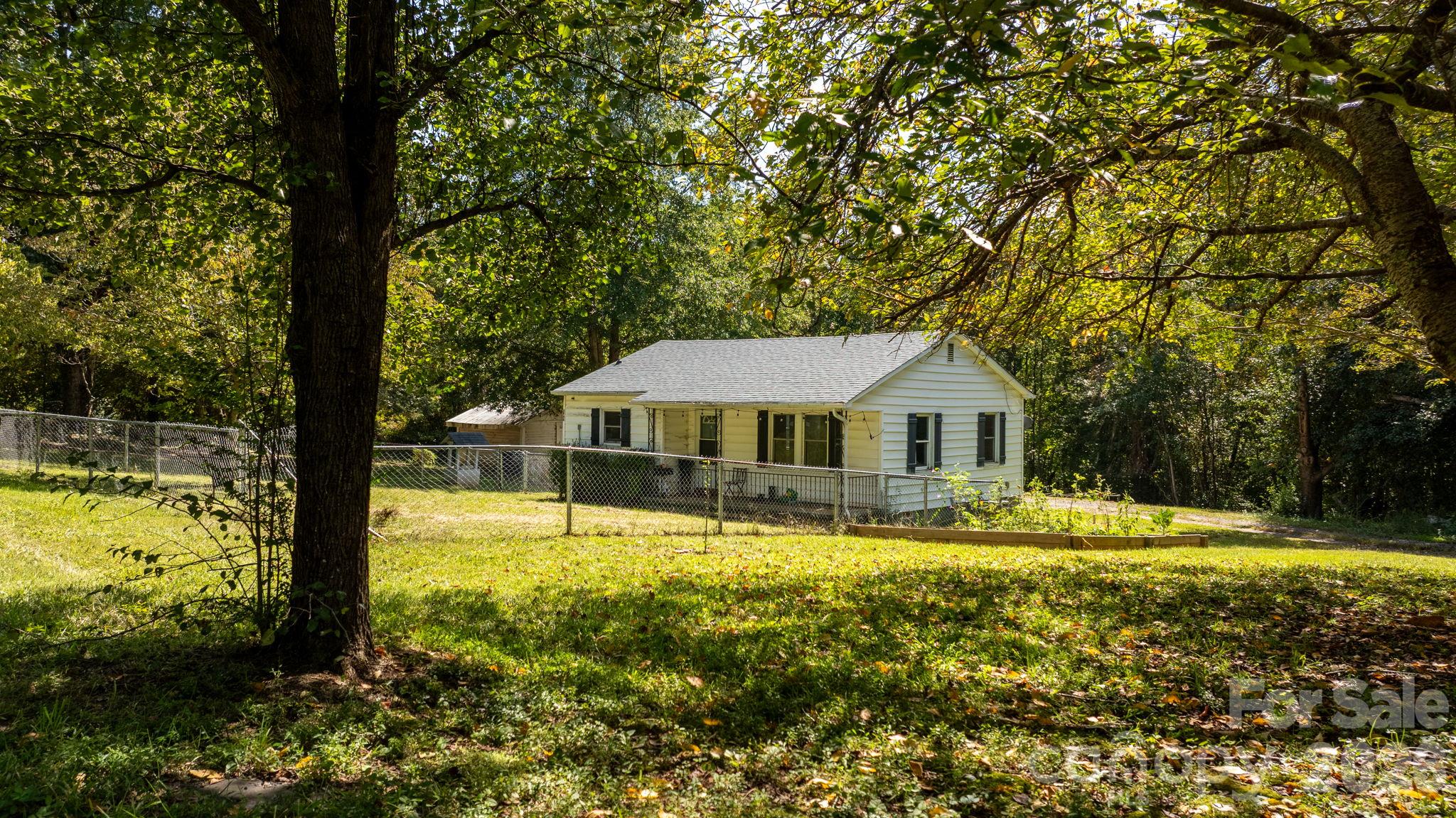 Single Family Residence at 6048 Sugar Loaf Road, Connelly Springs, photo 2 of 34