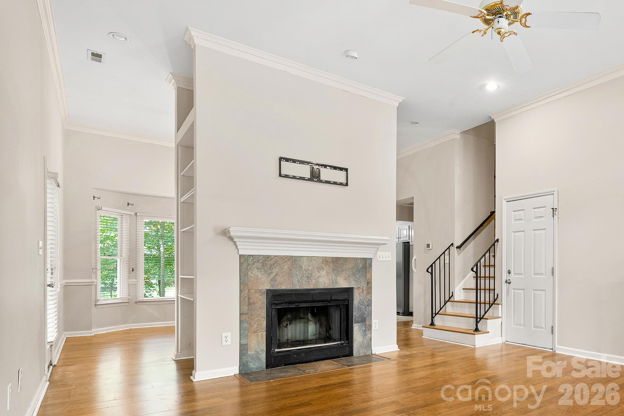 Single Family Residence at 8311 Poplar Grove Circle, Waxhaw, photo 6 of 40