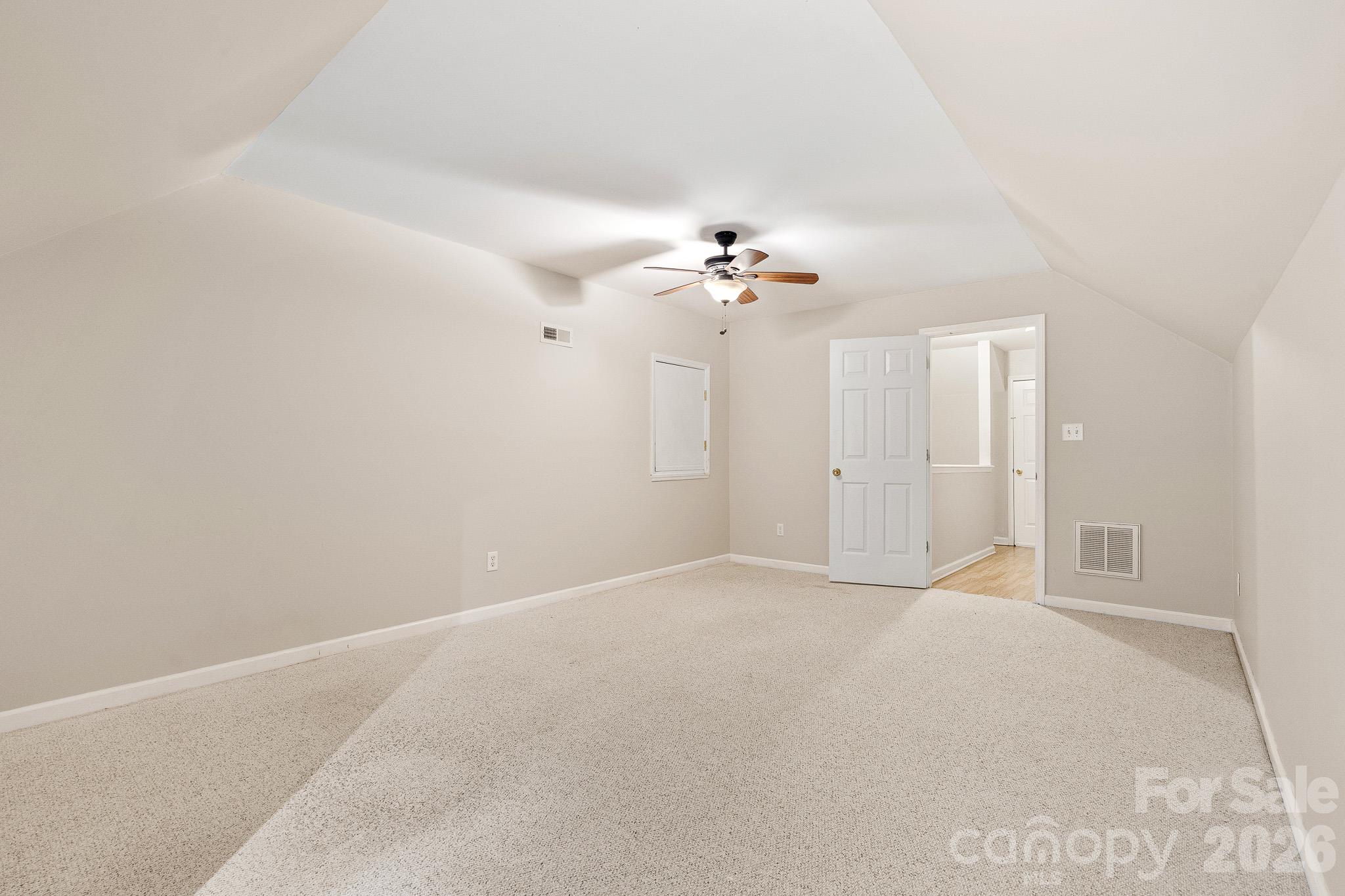 Single Family Residence at 8311 Poplar Grove Circle, Waxhaw, photo 31 of 40