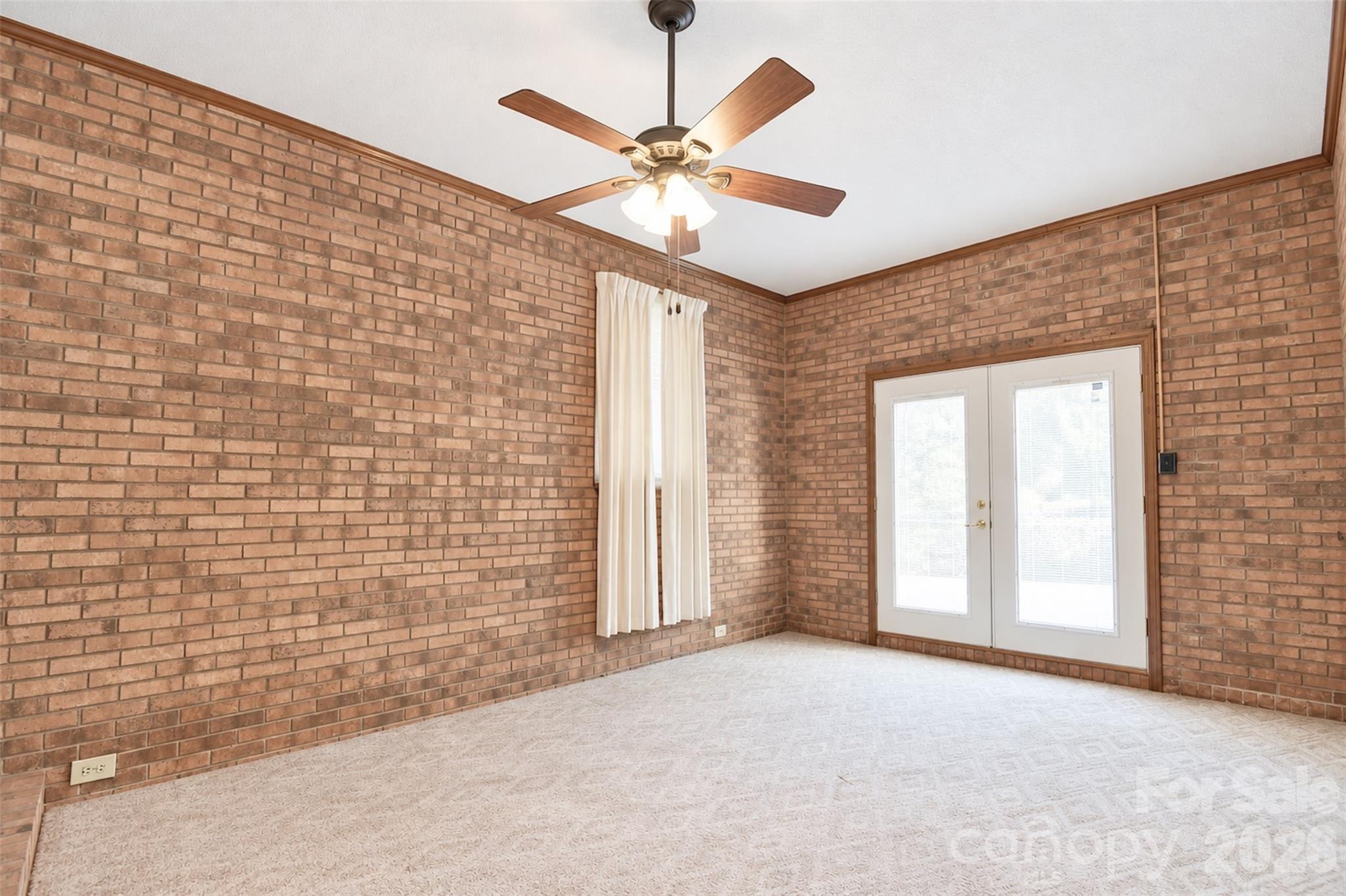 Single Family Residence at 4800 Club View Drive, Concord, photo 10 of 35