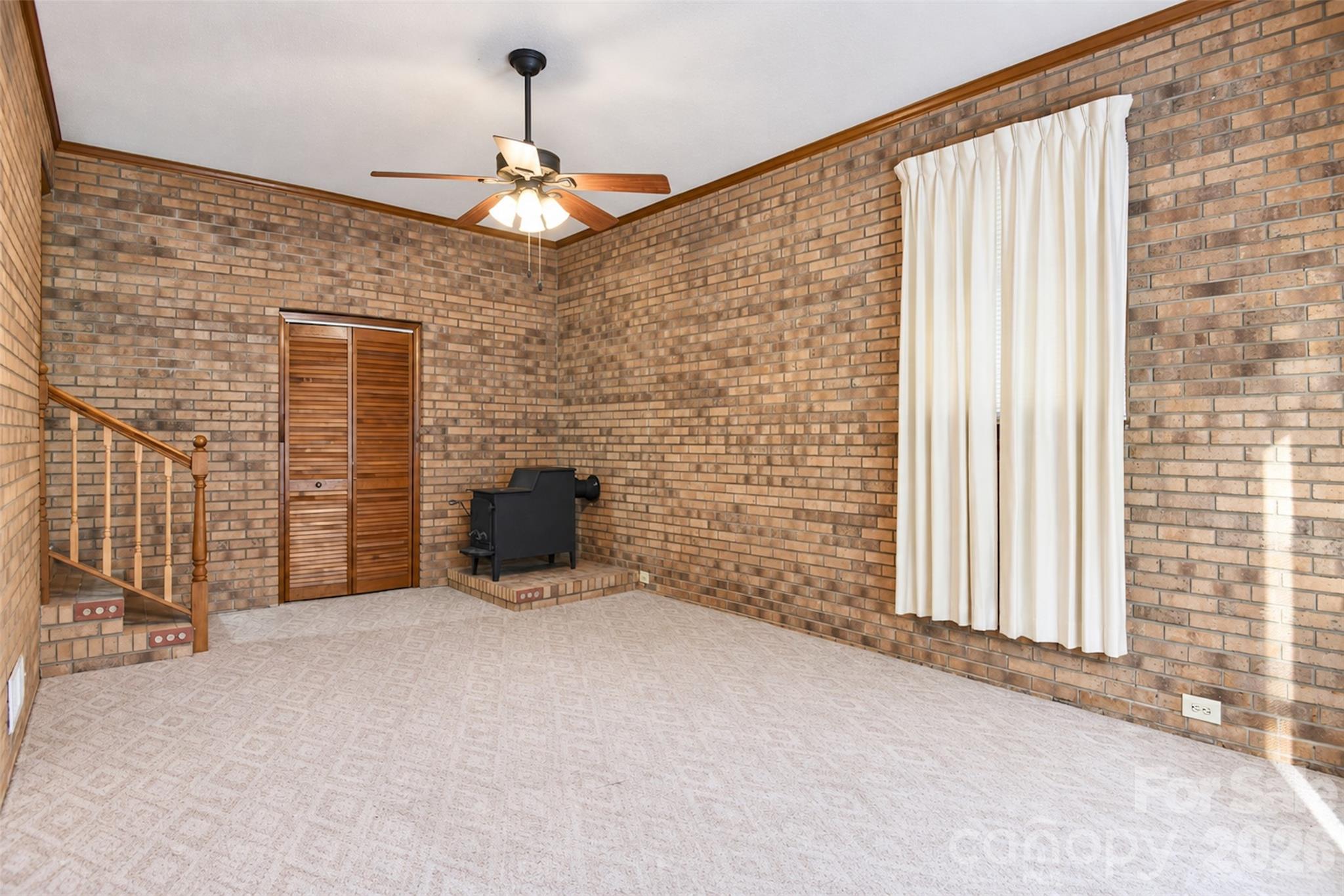 Single Family Residence at 4800 Club View Drive, Concord, photo 11 of 35