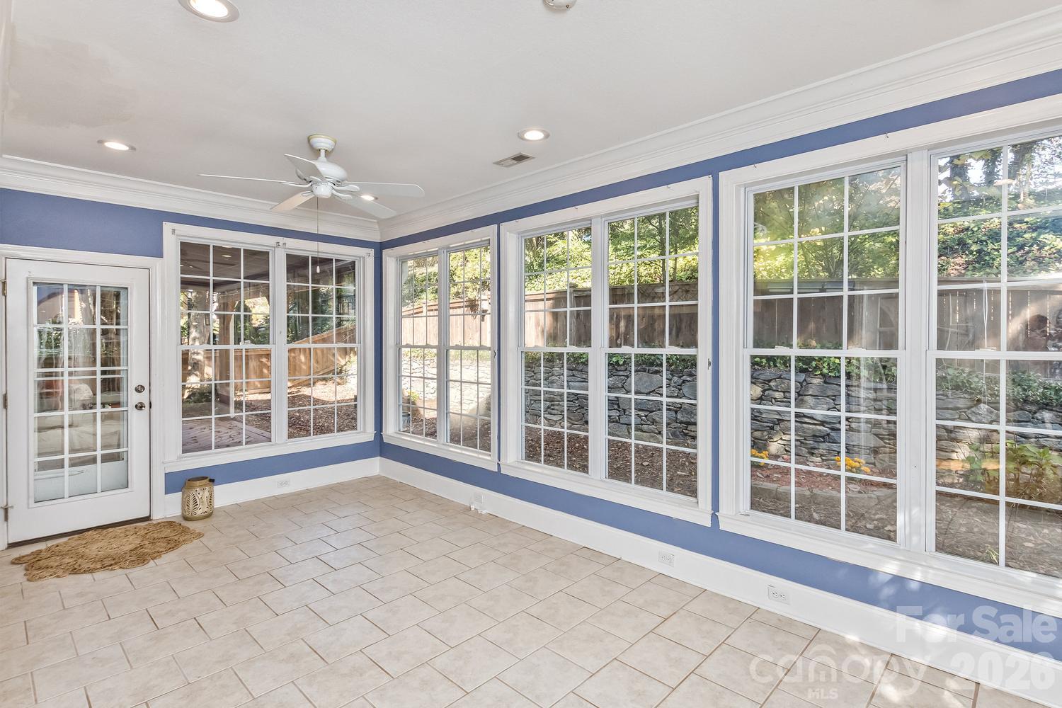 Single Family Residence at 105 Willow Oak Drive, Asheville, photo 20 of 48