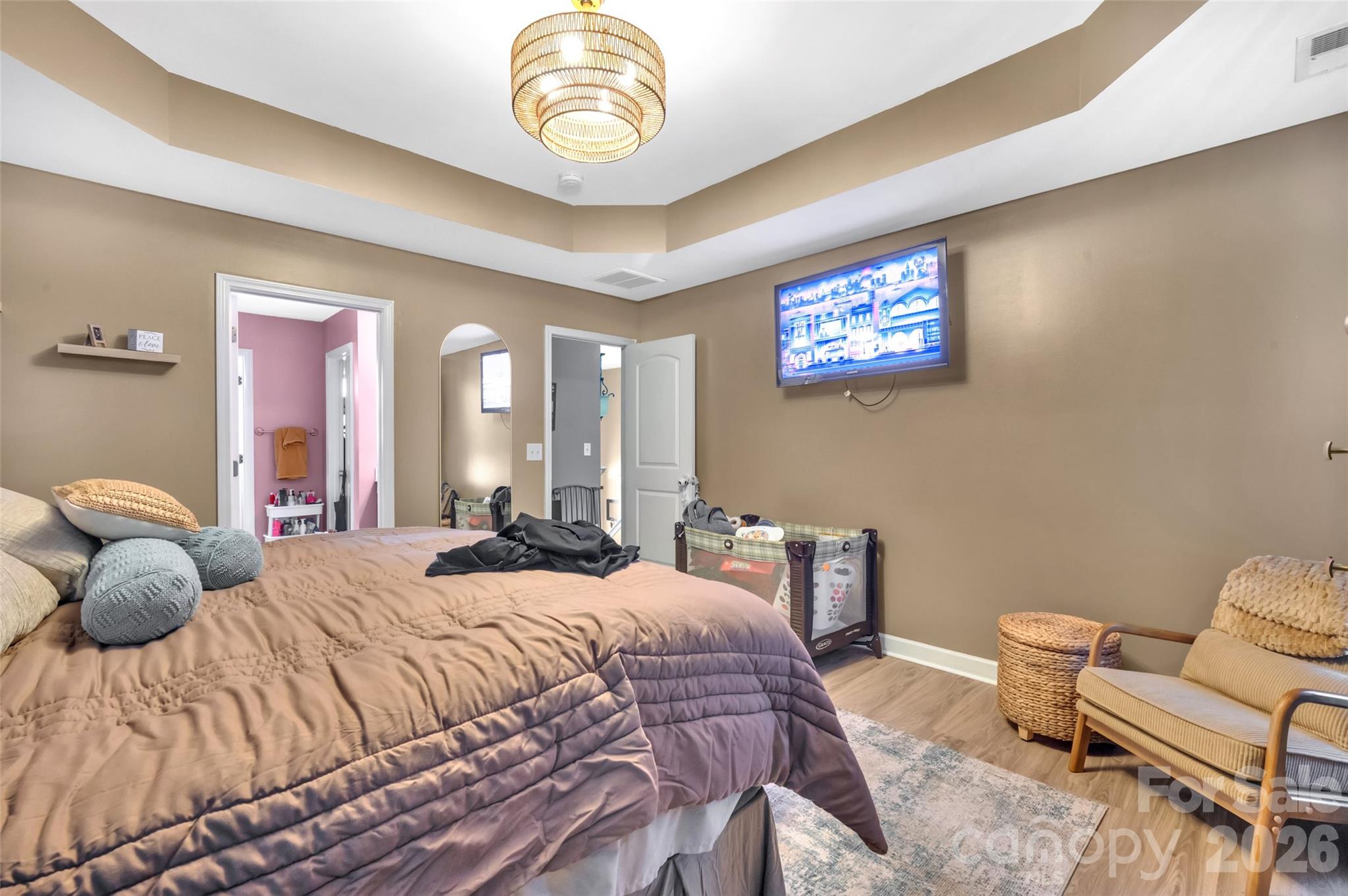 Single Family Residence at 392 Lone Tree Lane, Clover, photo 9 of 24