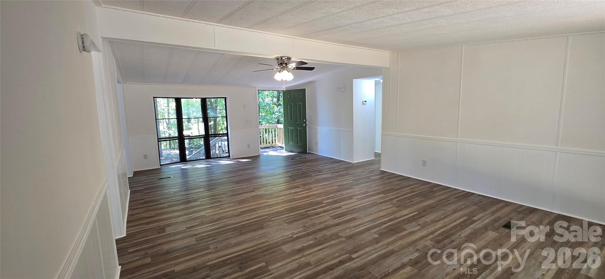 Single Family Residence at 127 Louise Drive, Mooresville, photo 11 of 13