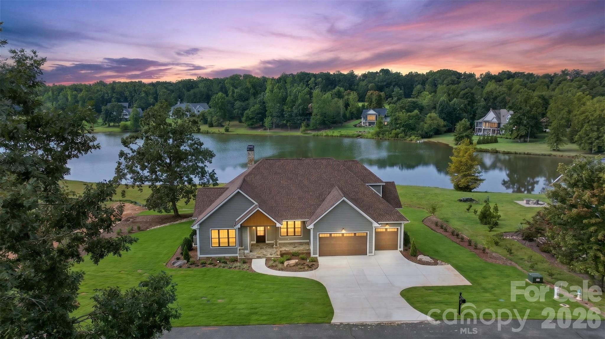 966 Mapleton Lane