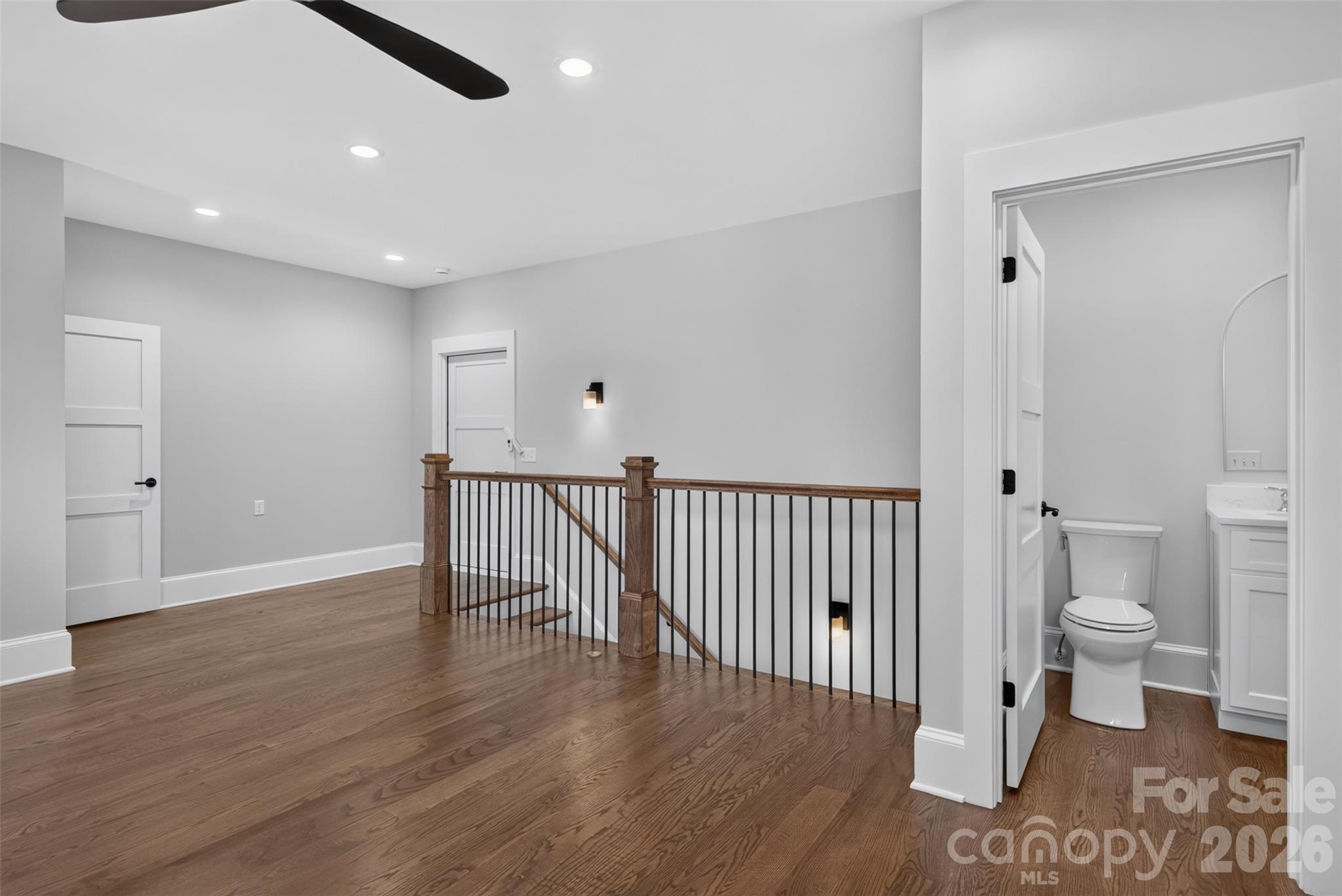Single Family Residence at 966 Mapleton Lane, Columbus, photo 31 of 44