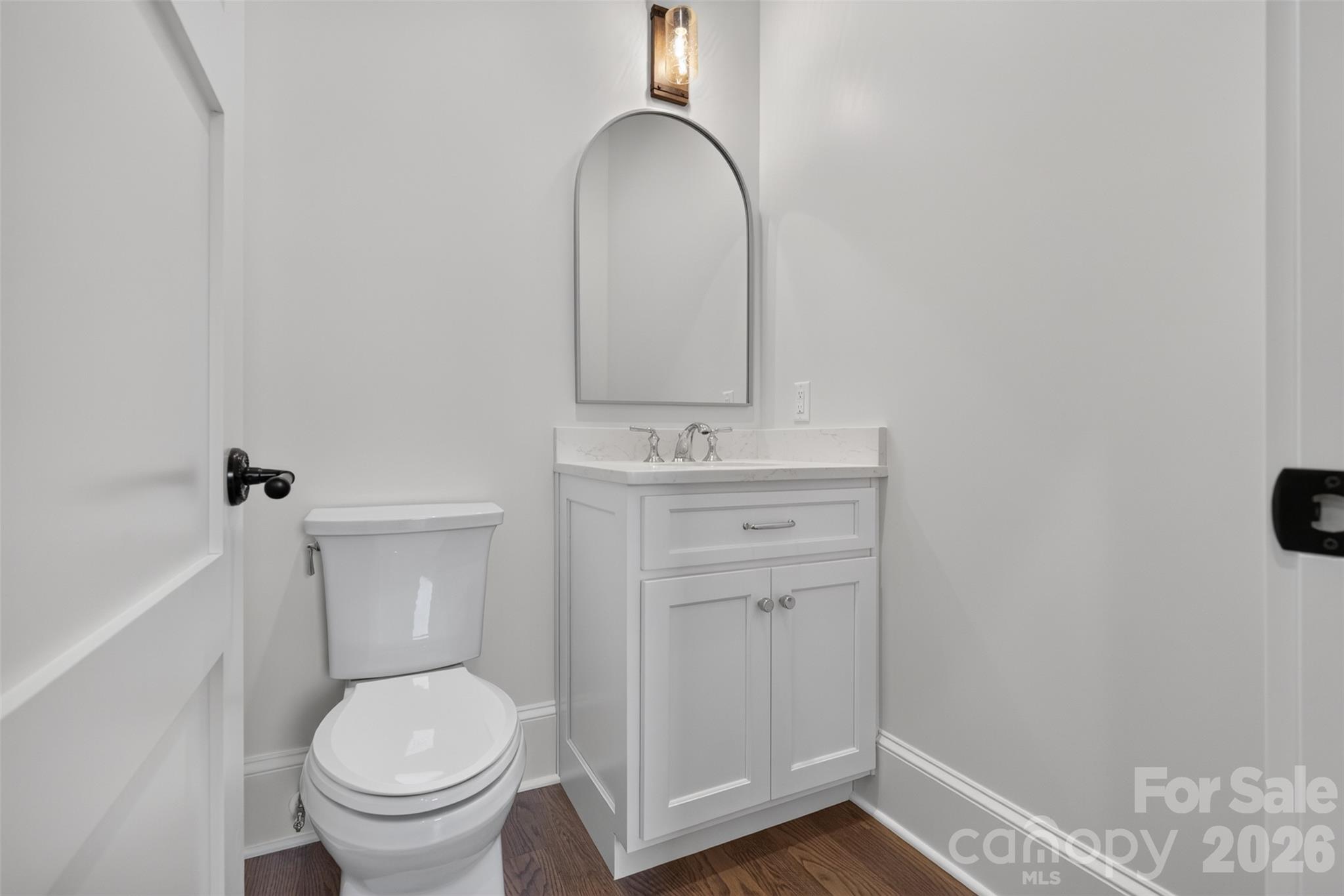 Single Family Residence at 966 Mapleton Lane, Columbus, photo 32 of 44