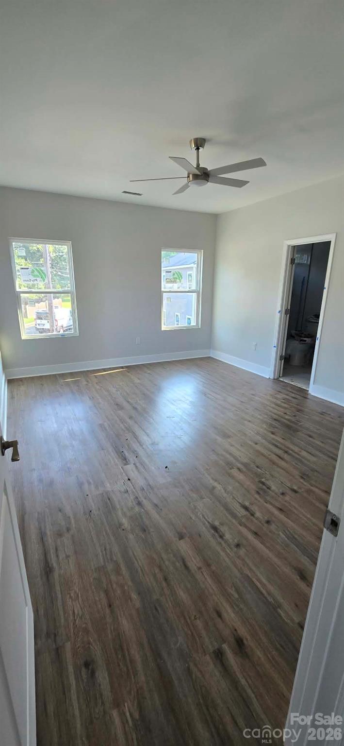 Duplex at 3924 Tuckaseegee Road, Charlotte, photo 4 of 6
