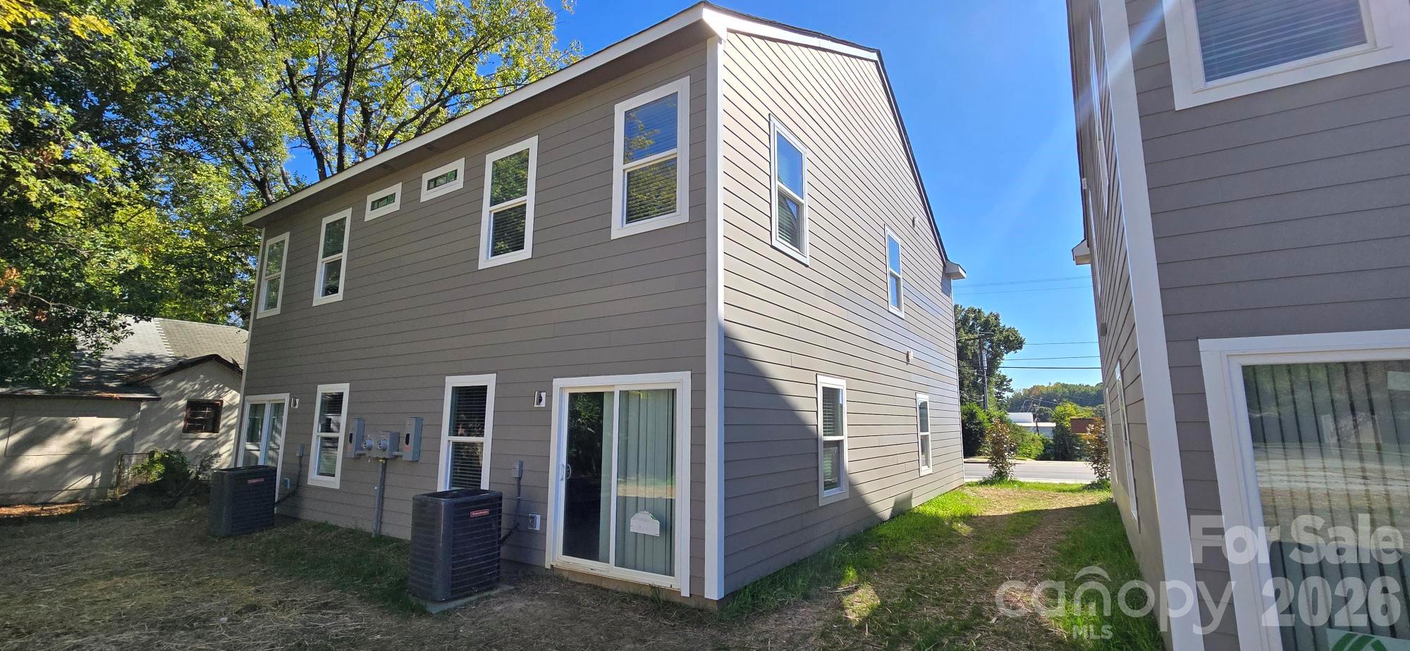 Duplex at 3924 Tuckaseegee Road, Charlotte, photo 6 of 6