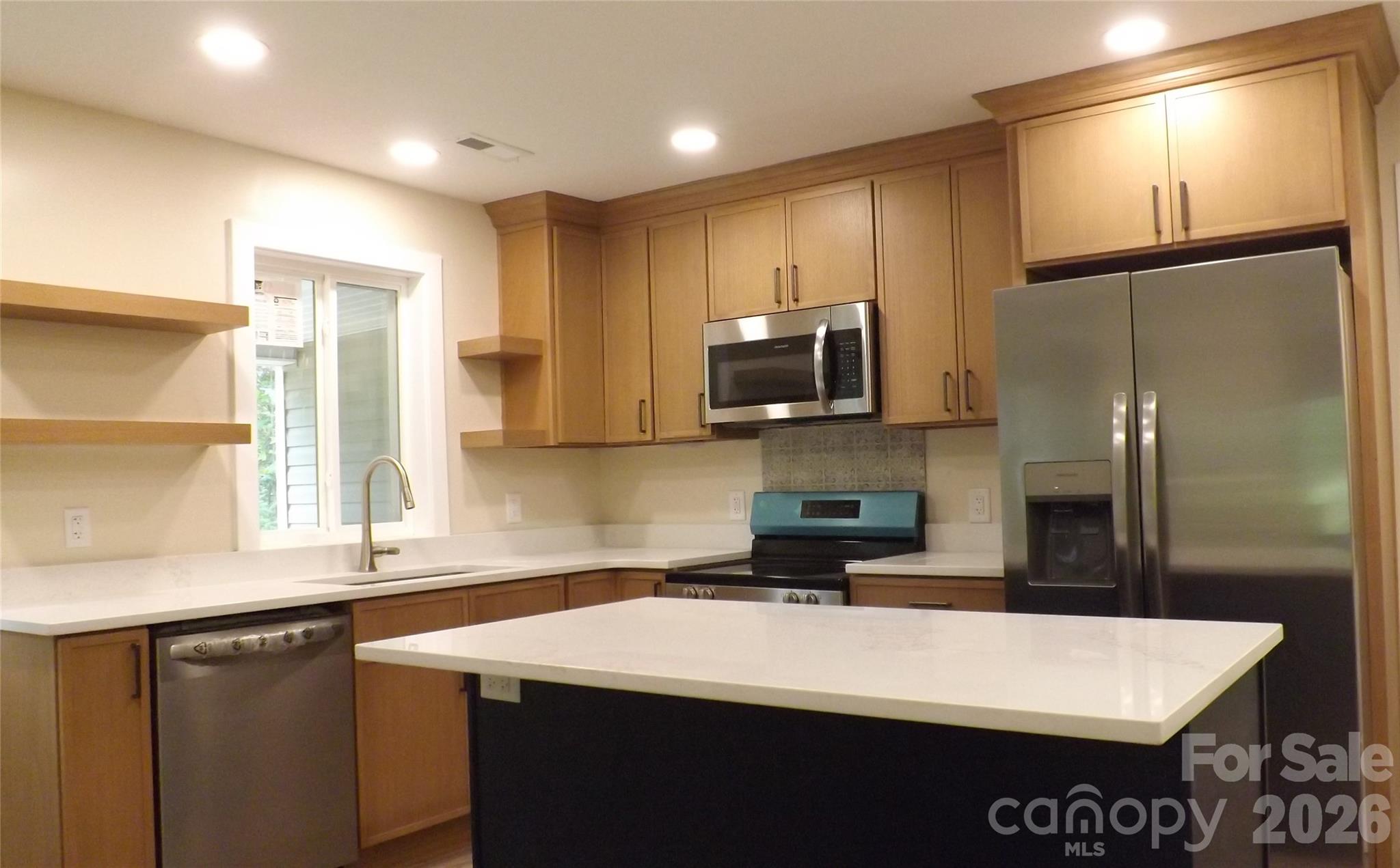 Single Family Residence at 115 Church View Drive, Lawndale, photo 3 of 44
