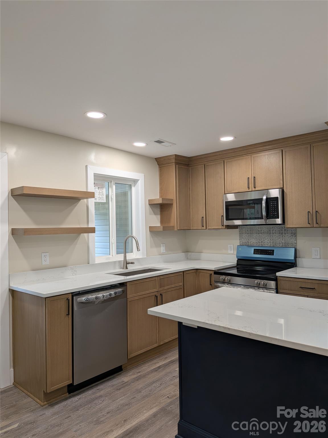 Single Family Residence at 115 Church View Drive, Lawndale, photo 16 of 44