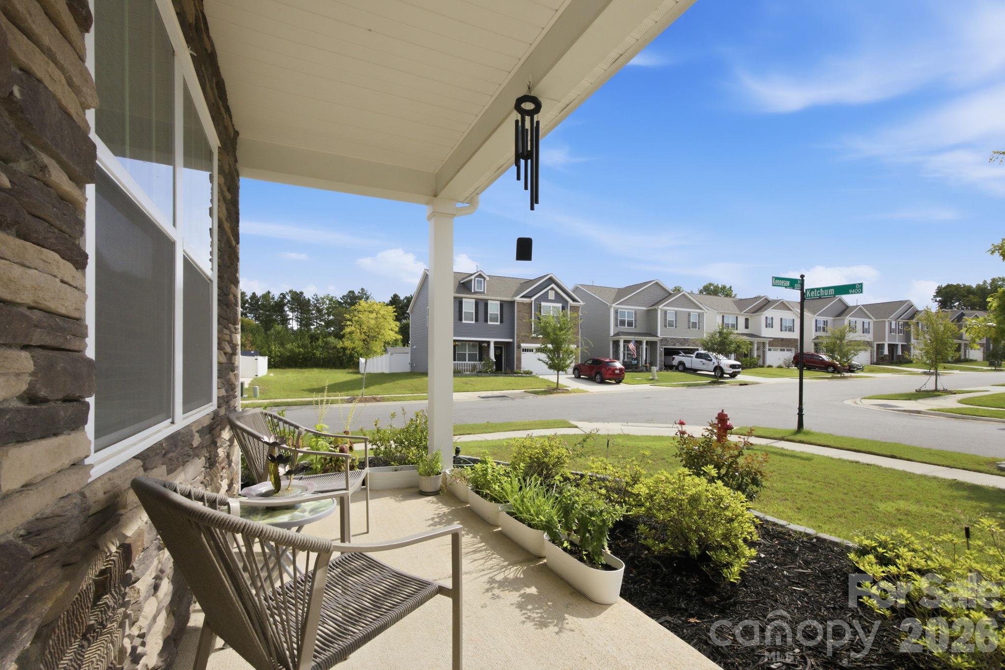 Single Family Residence at 9482 Ketchum Drive, Gastonia, photo 5 of 44