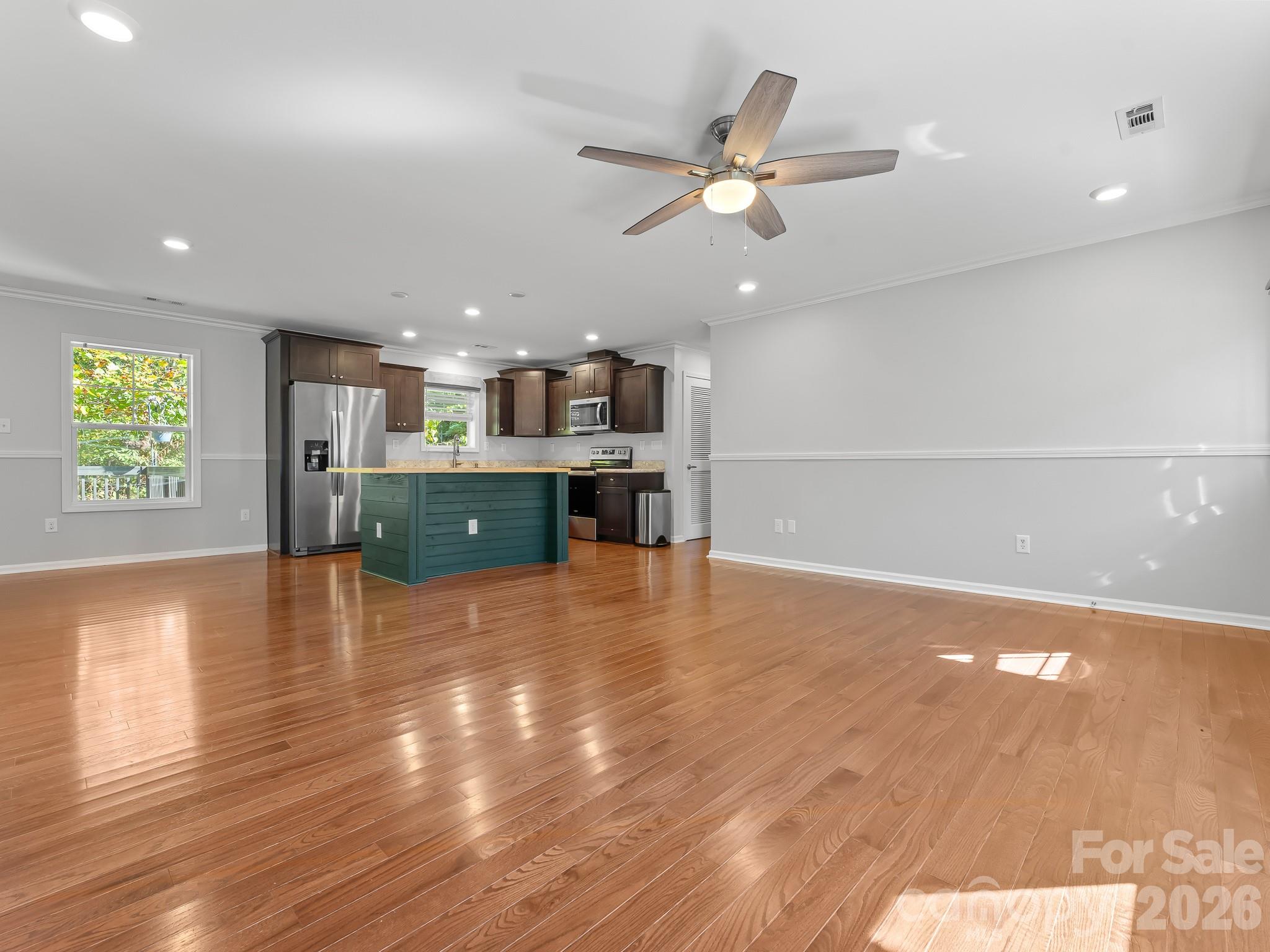 Single Family Residence at 36 Tempie Lane, Arden, photo 9 of 40