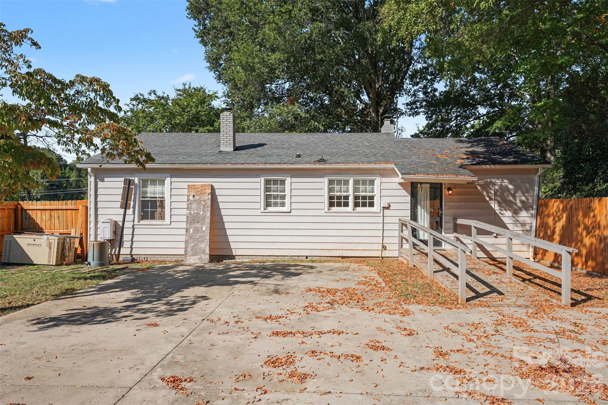 Warehouse/Office at 16112 Old Statesville Road, Huntersville, photo 6 of 19